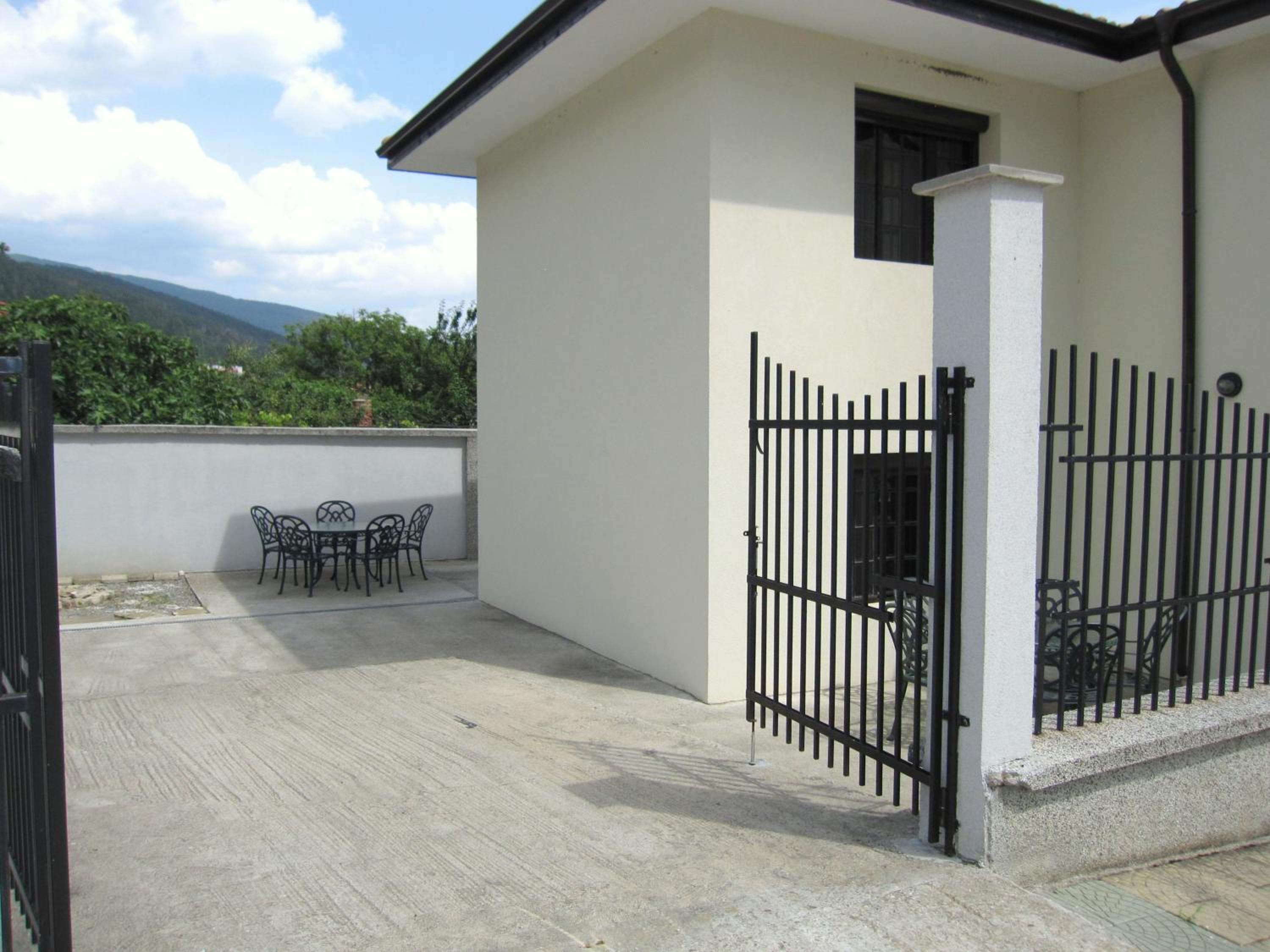 Photo 40