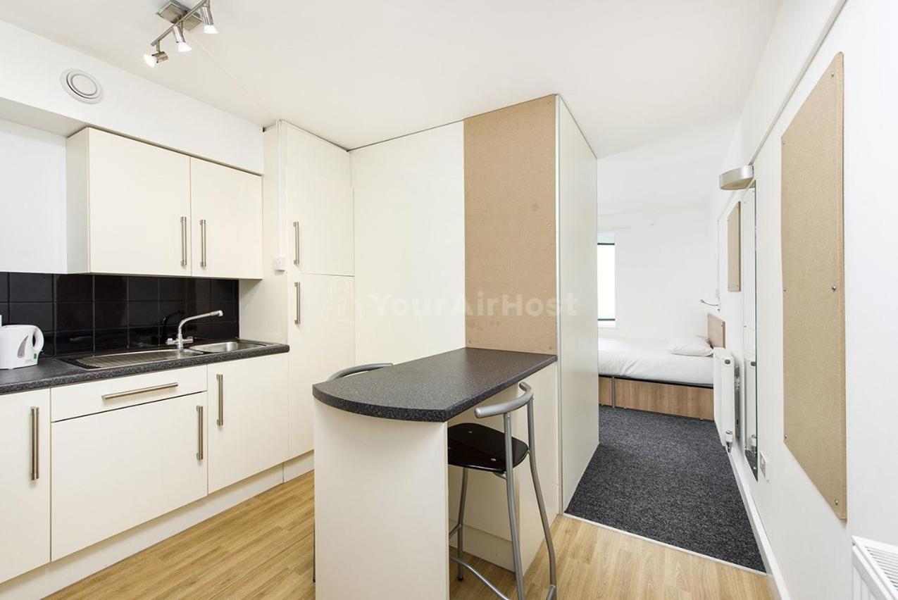 For Students Only Spacious Studios at AXO Camden in London