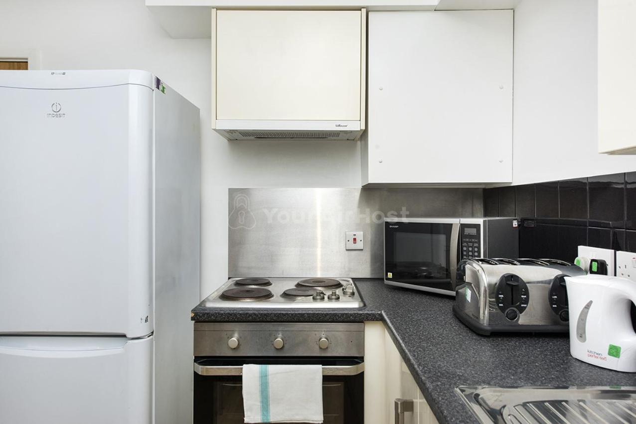 For Students Only Spacious Studios at AXO Camden in London