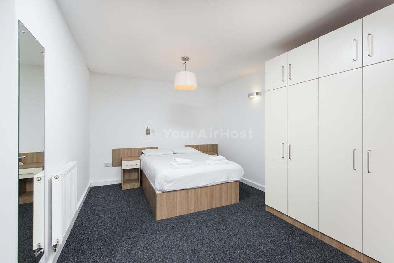 For Students Only Spacious Studios at AXO Camden in London