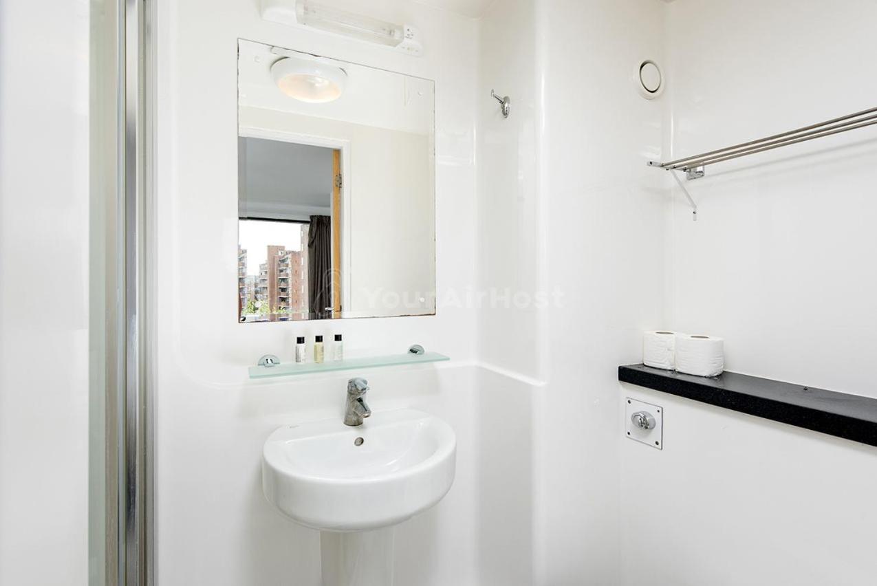 For Students Only Spacious Studios at AXO Camden in London