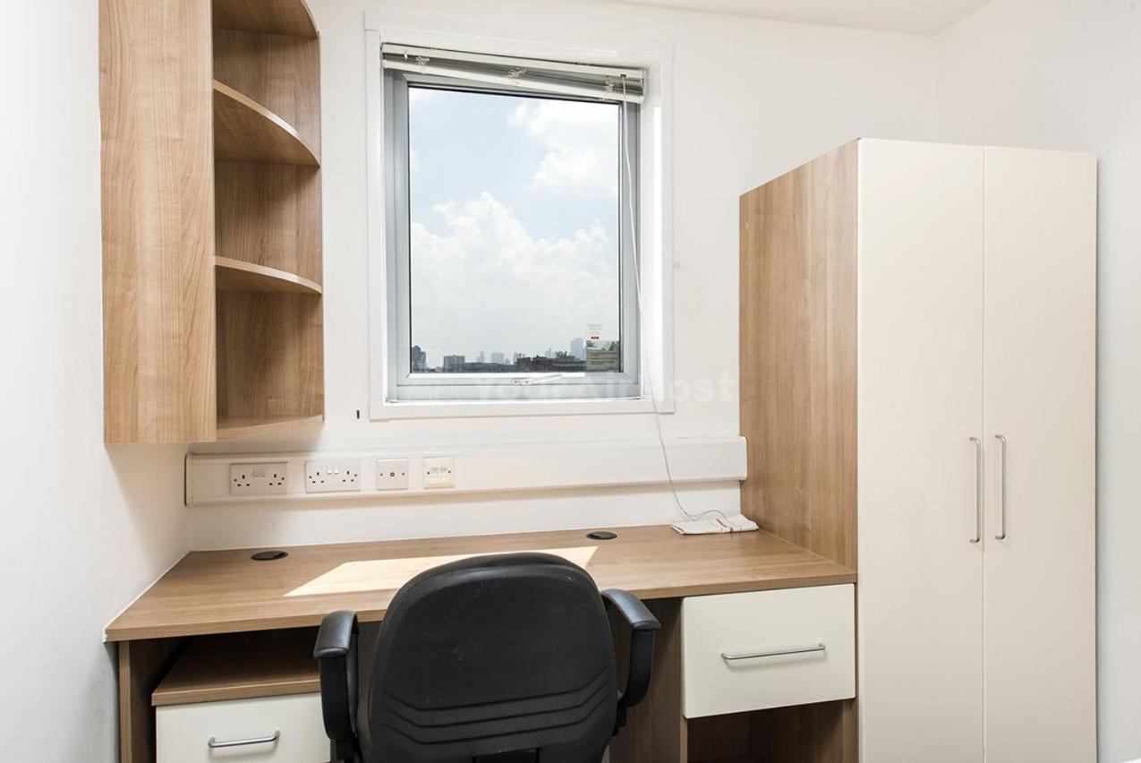 Students Only Private Bedroom at AXO Islington