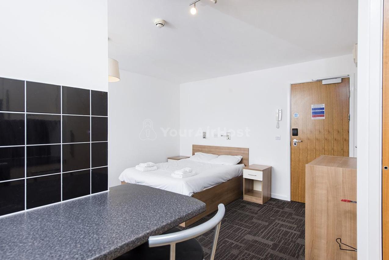 Students Only Private Bedroom at AXO Islington