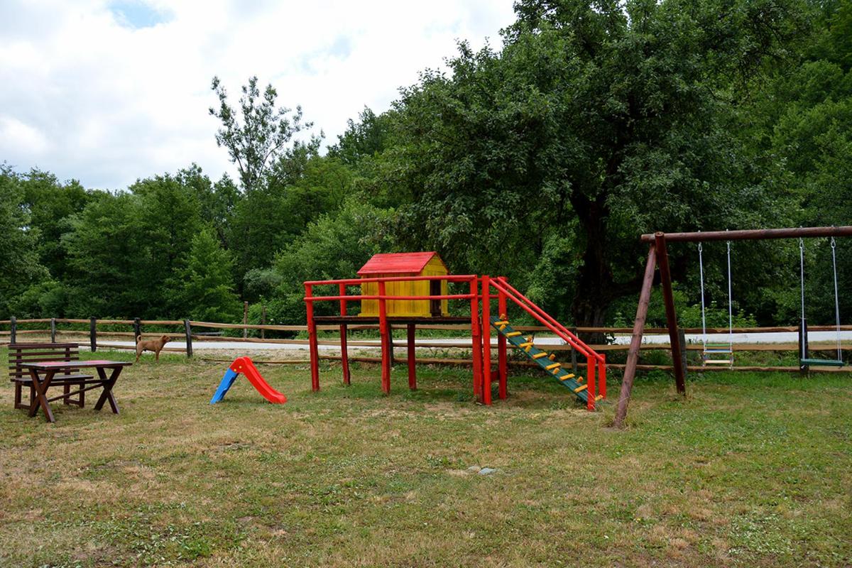 Photo 18