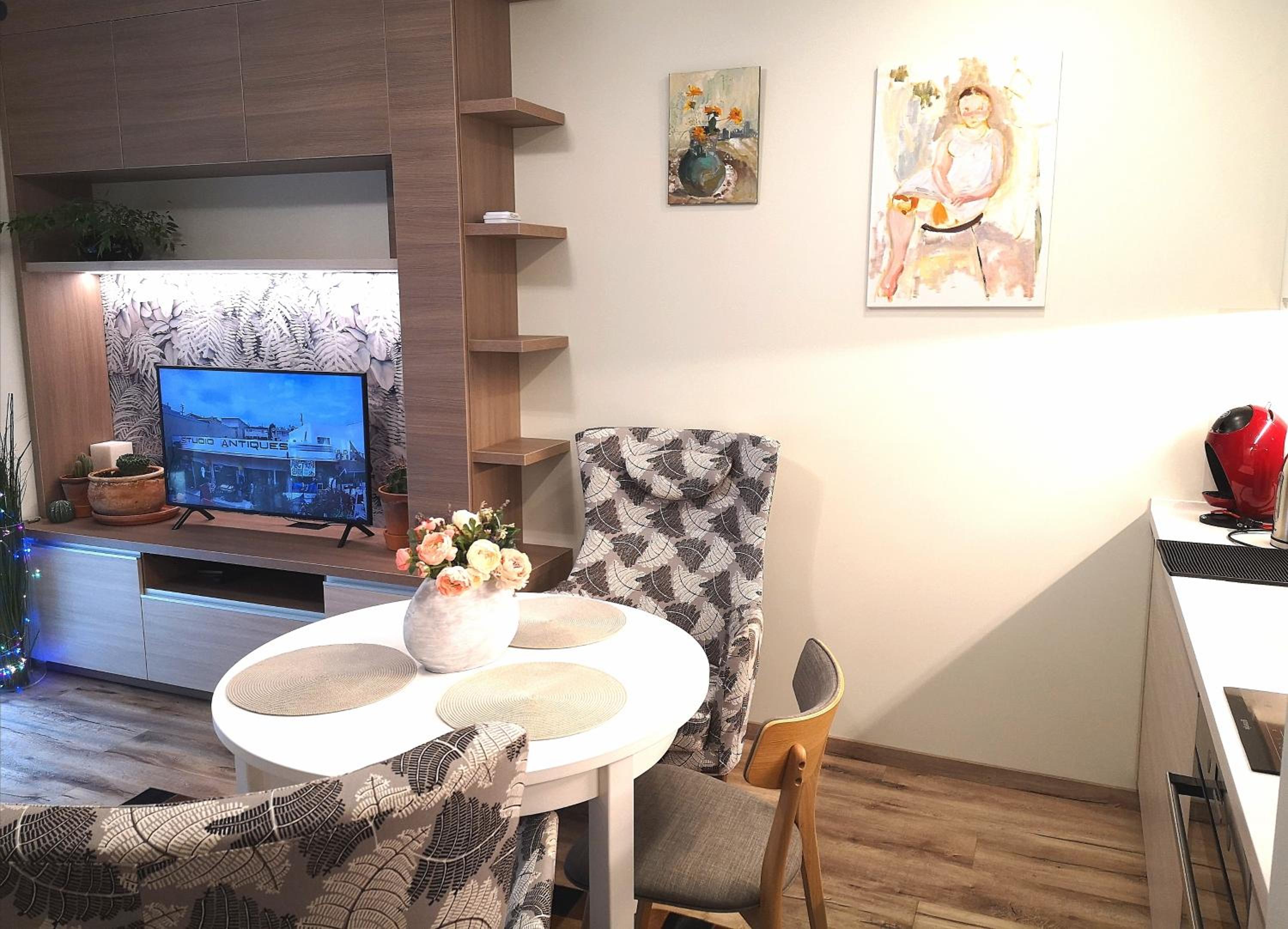 Apartment by the Linden trees view 3