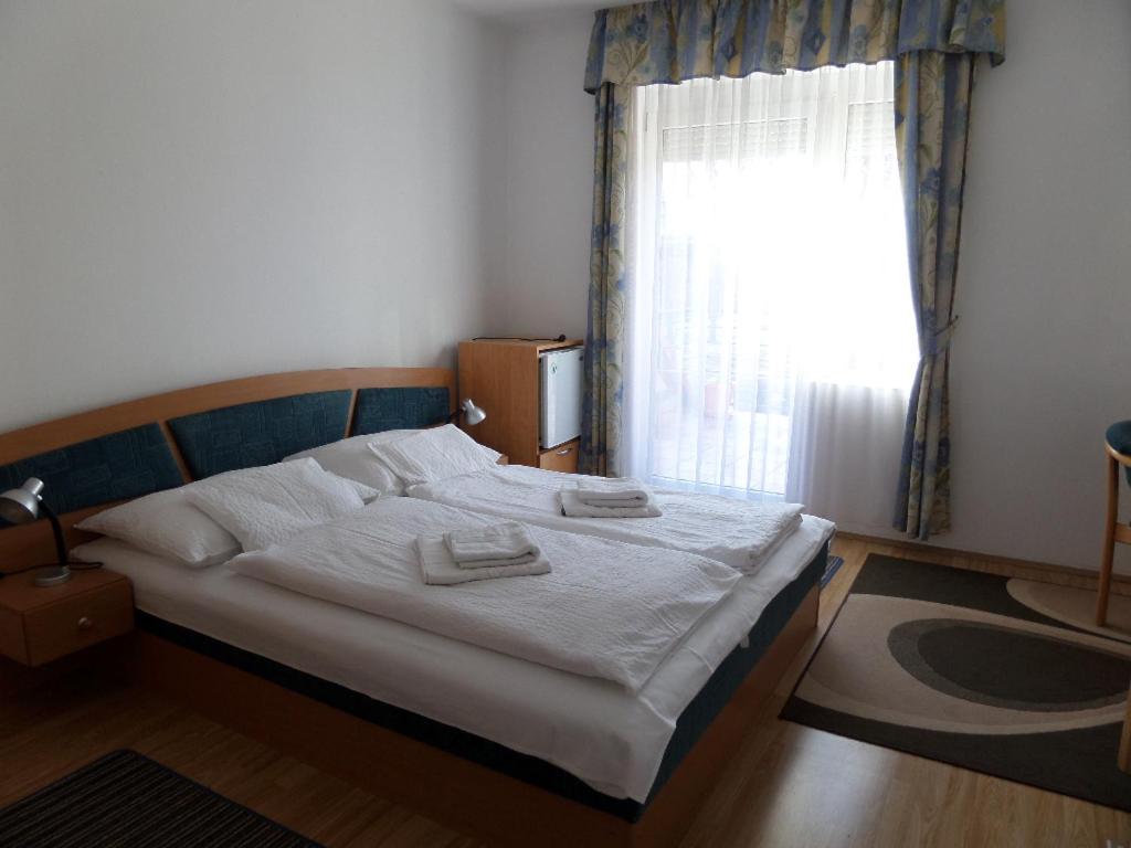 Silent Apartmanház Harkány view 4