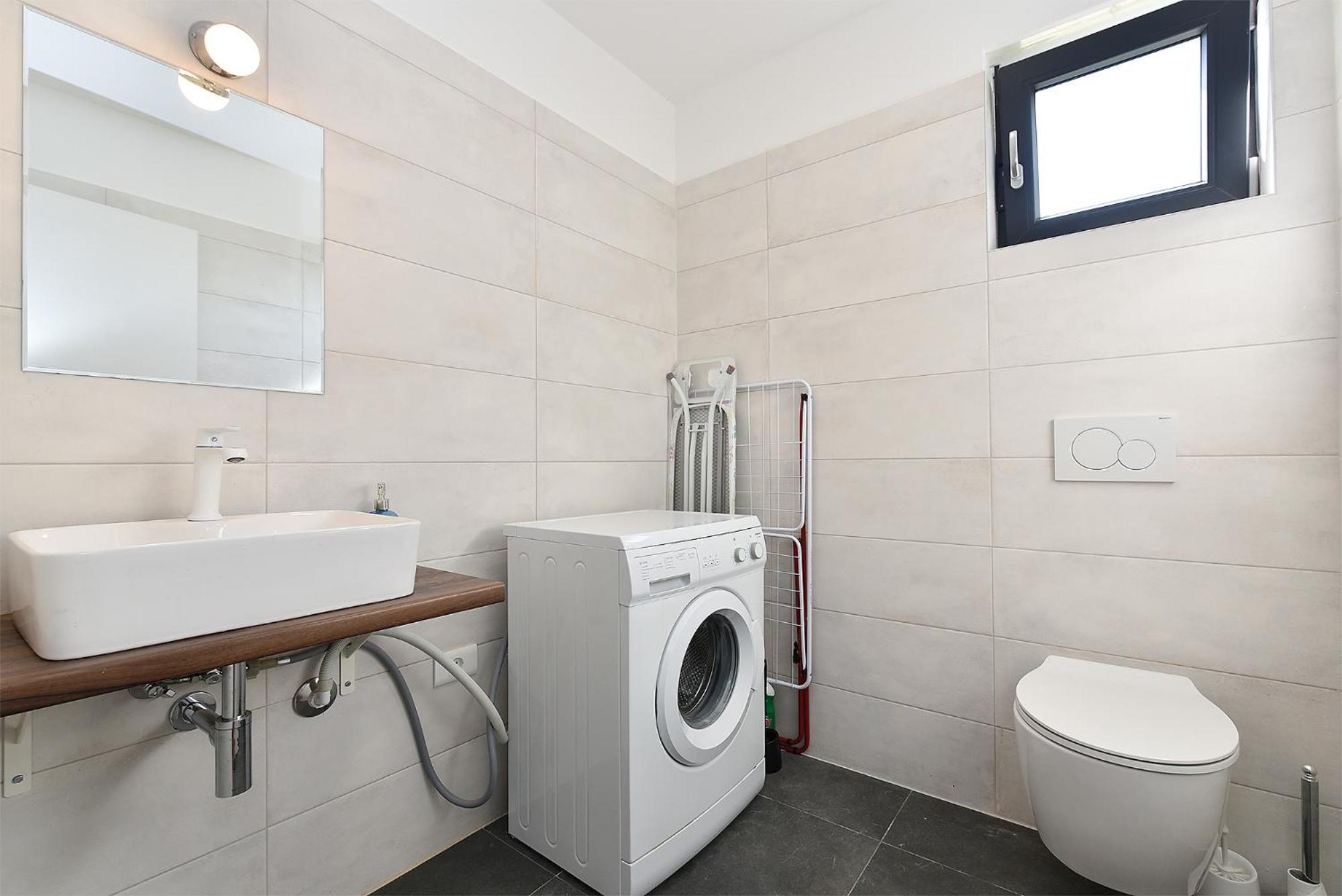 Villa Tamara 2044 en Pula — bathroom