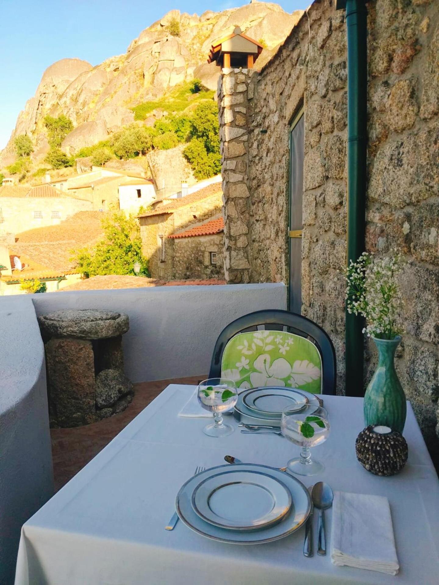 Hotel Casa dos Sequeiras - Image 1