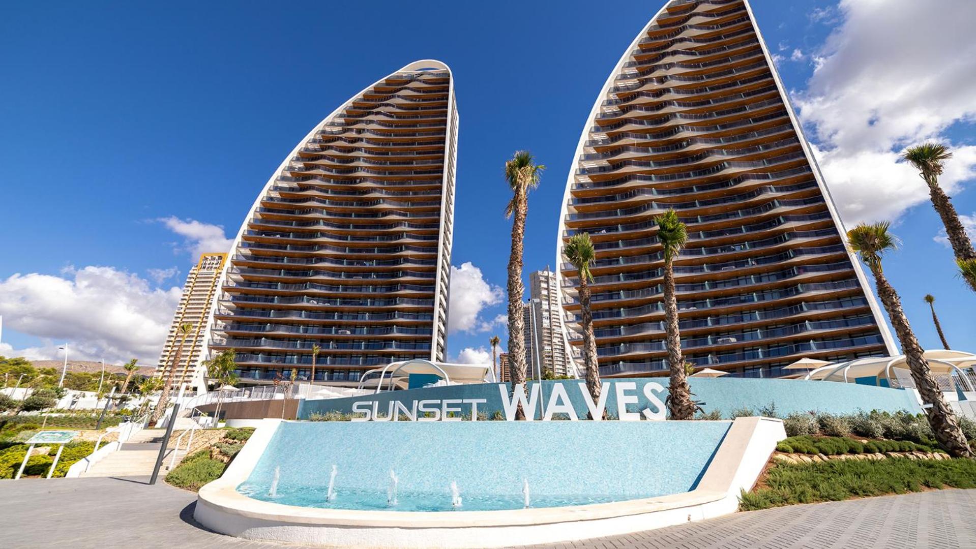 Sunset Waves Benidorm by KalmaRent