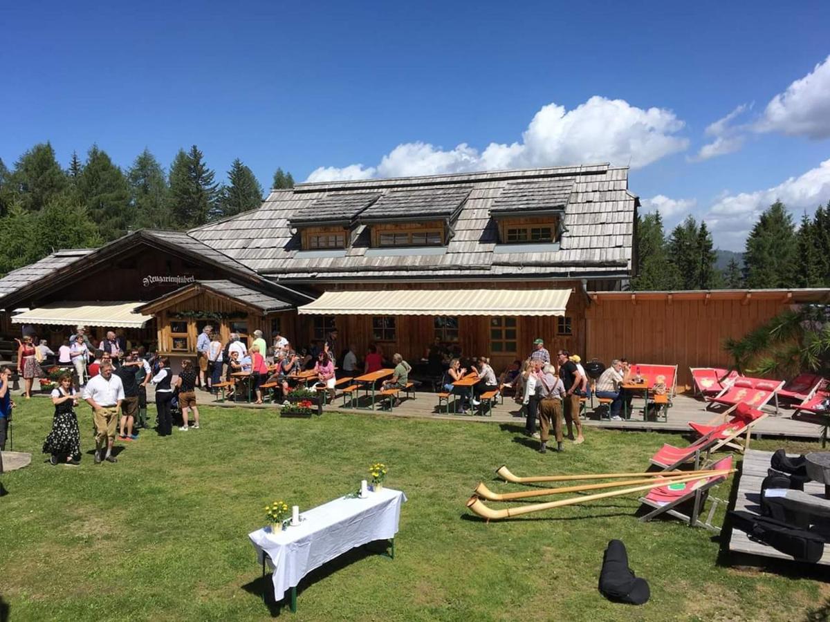 APARTMENT WALD - im Skigebiet Gerlitzen & Ossiacher See
