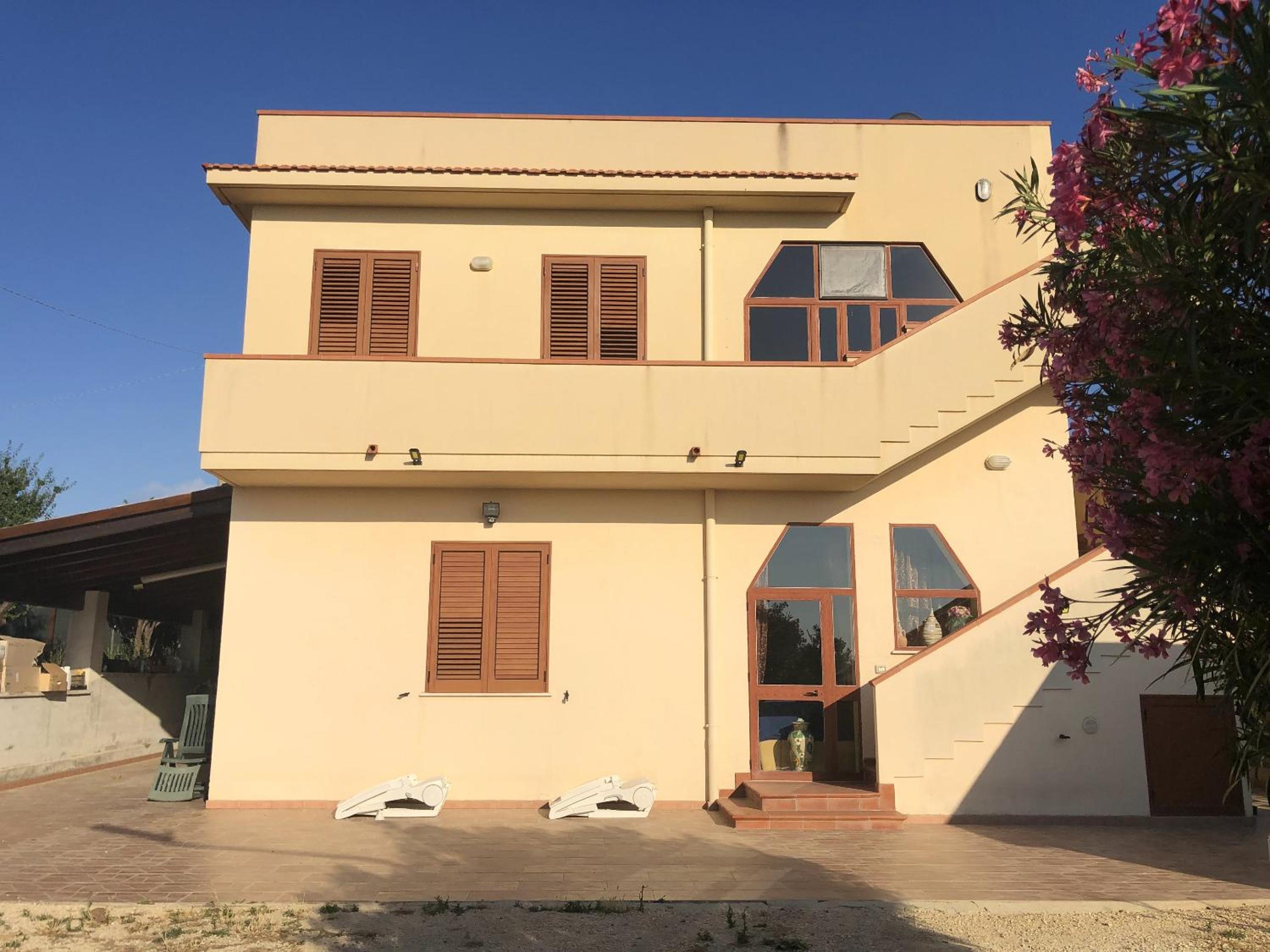 Charming apartment Menfi sea view view 2