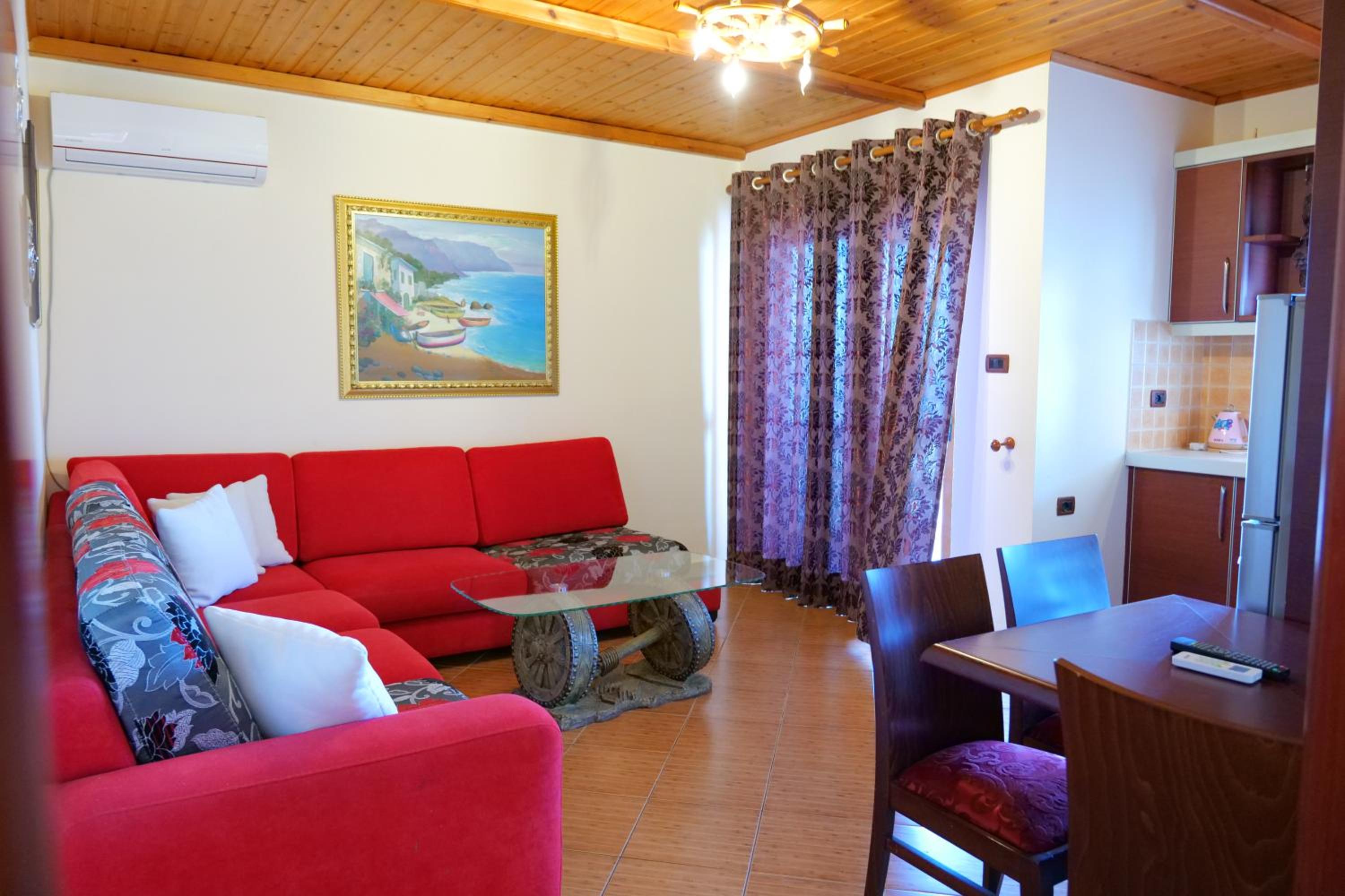Villa Crystal