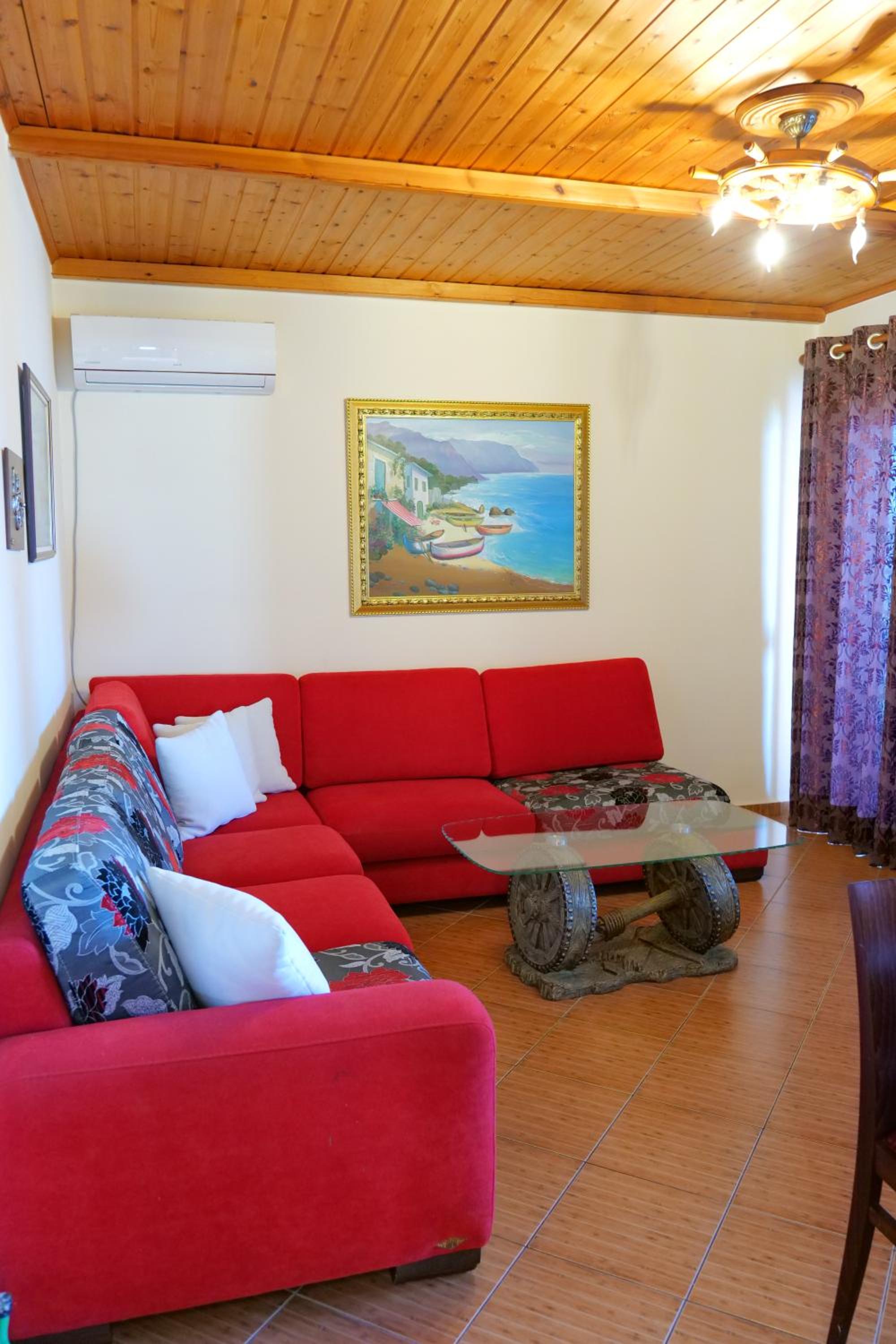Villa Crystal