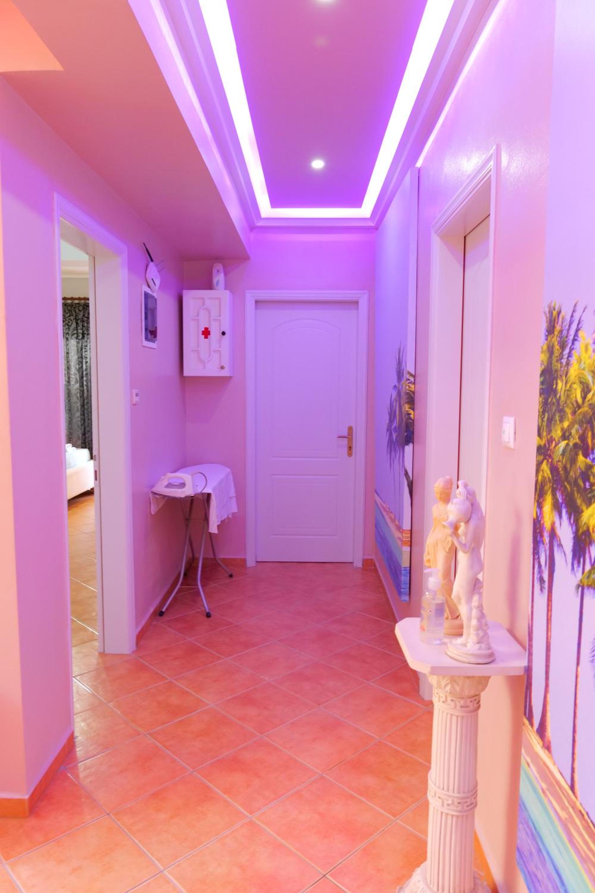 Villa Crystal