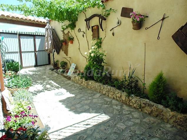 Photo 42