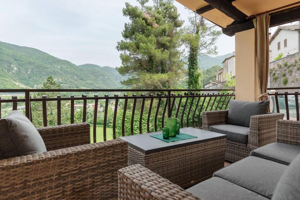 Villa Gina Umbria Luxury Retreat view 4