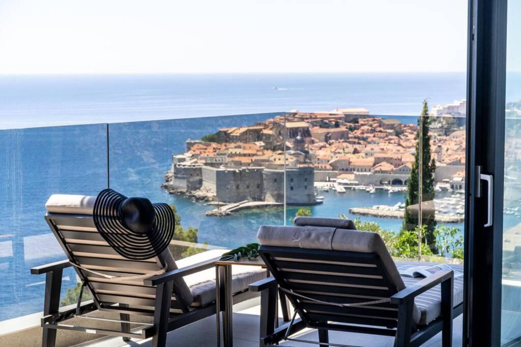 New&Luxury 5* with an Amazing View - Pure Apartment