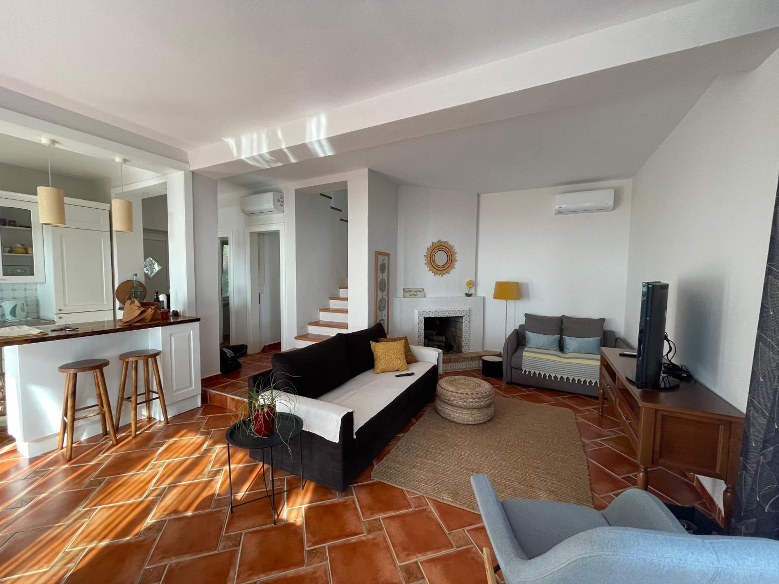 Beachfront villa in Qerret beach with a private pool