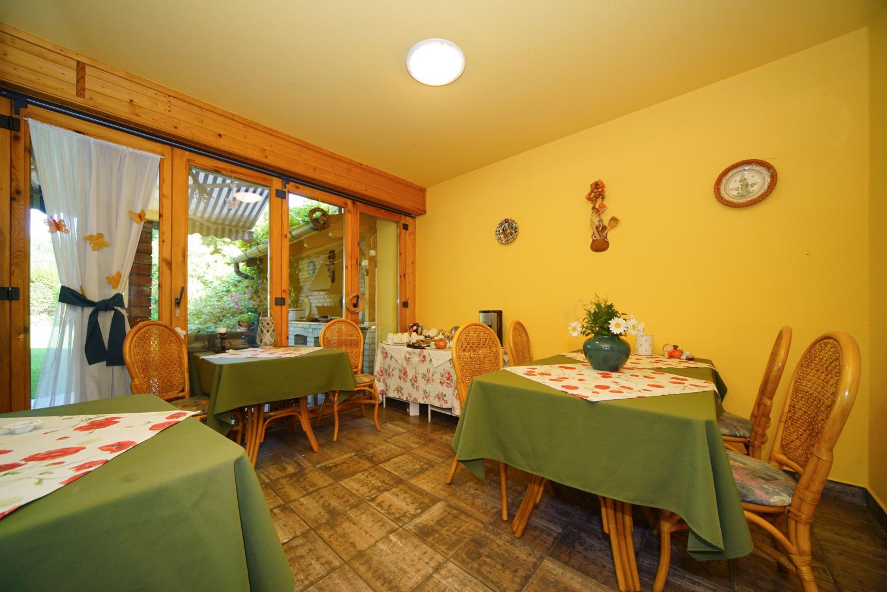 Photo 41