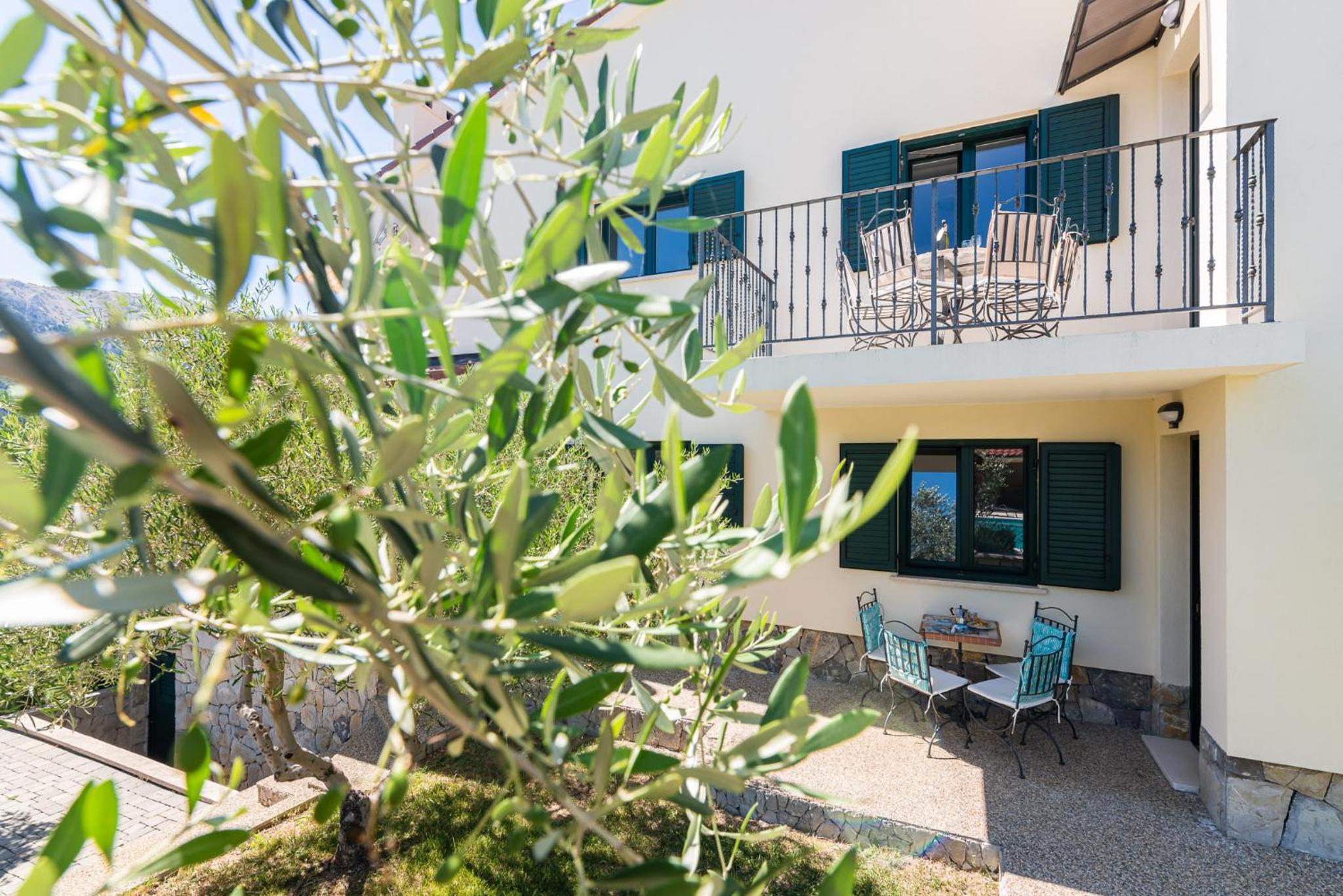 Apartments Garden