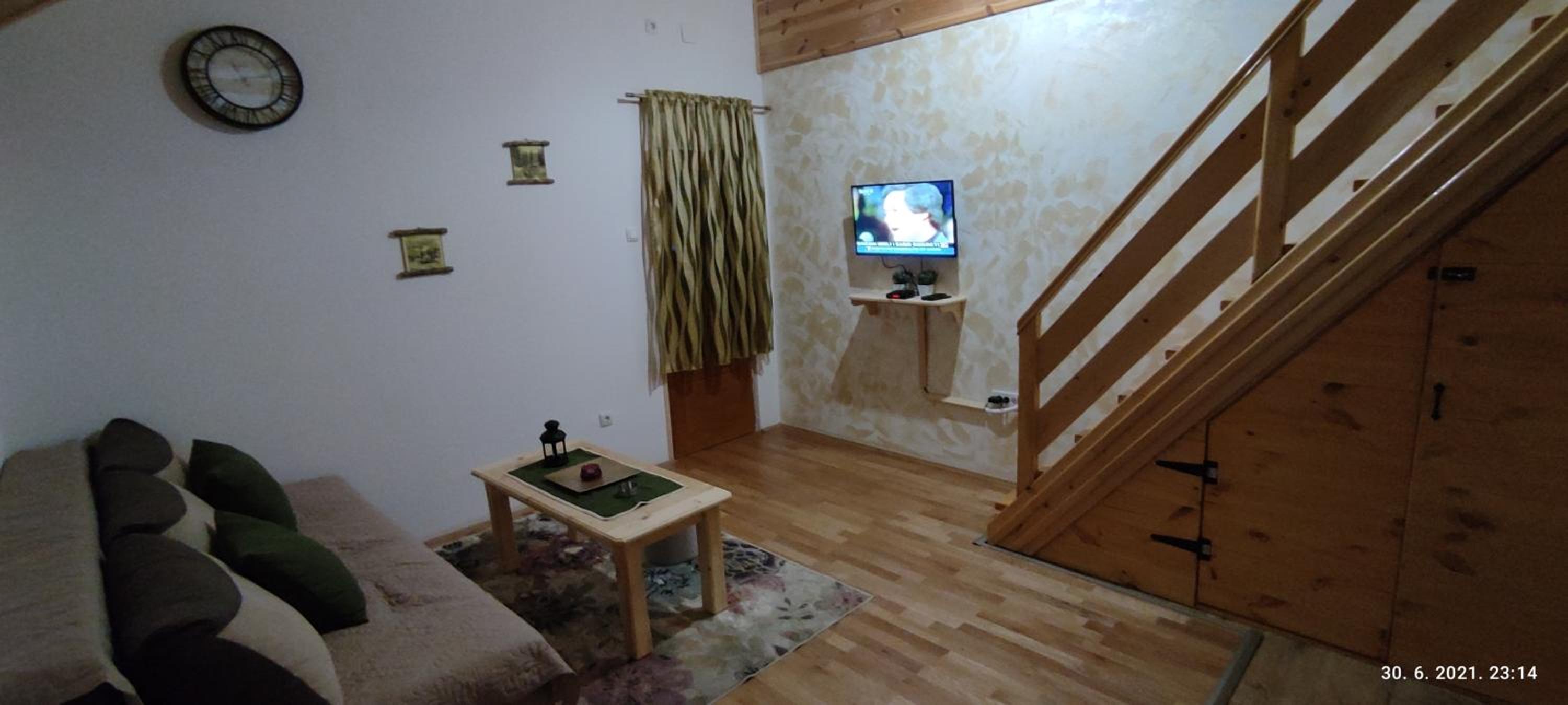 Photo 33