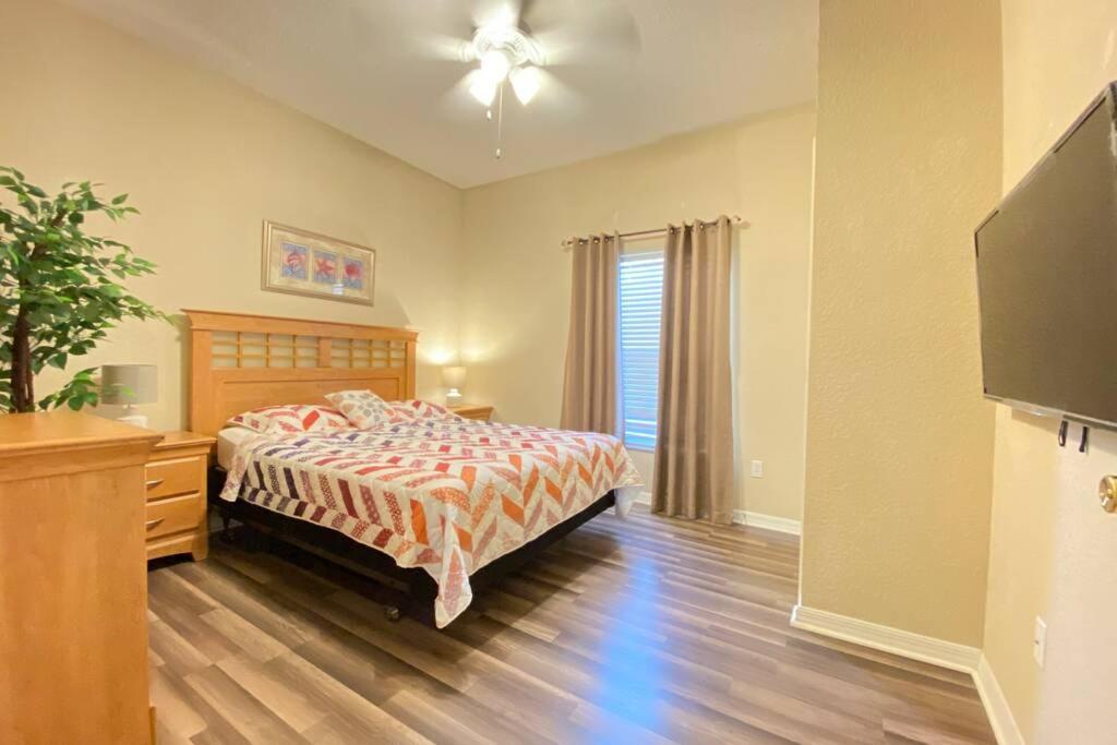 5 B/R 3 Bath with Private Hot Tub. With Pool view. view 5