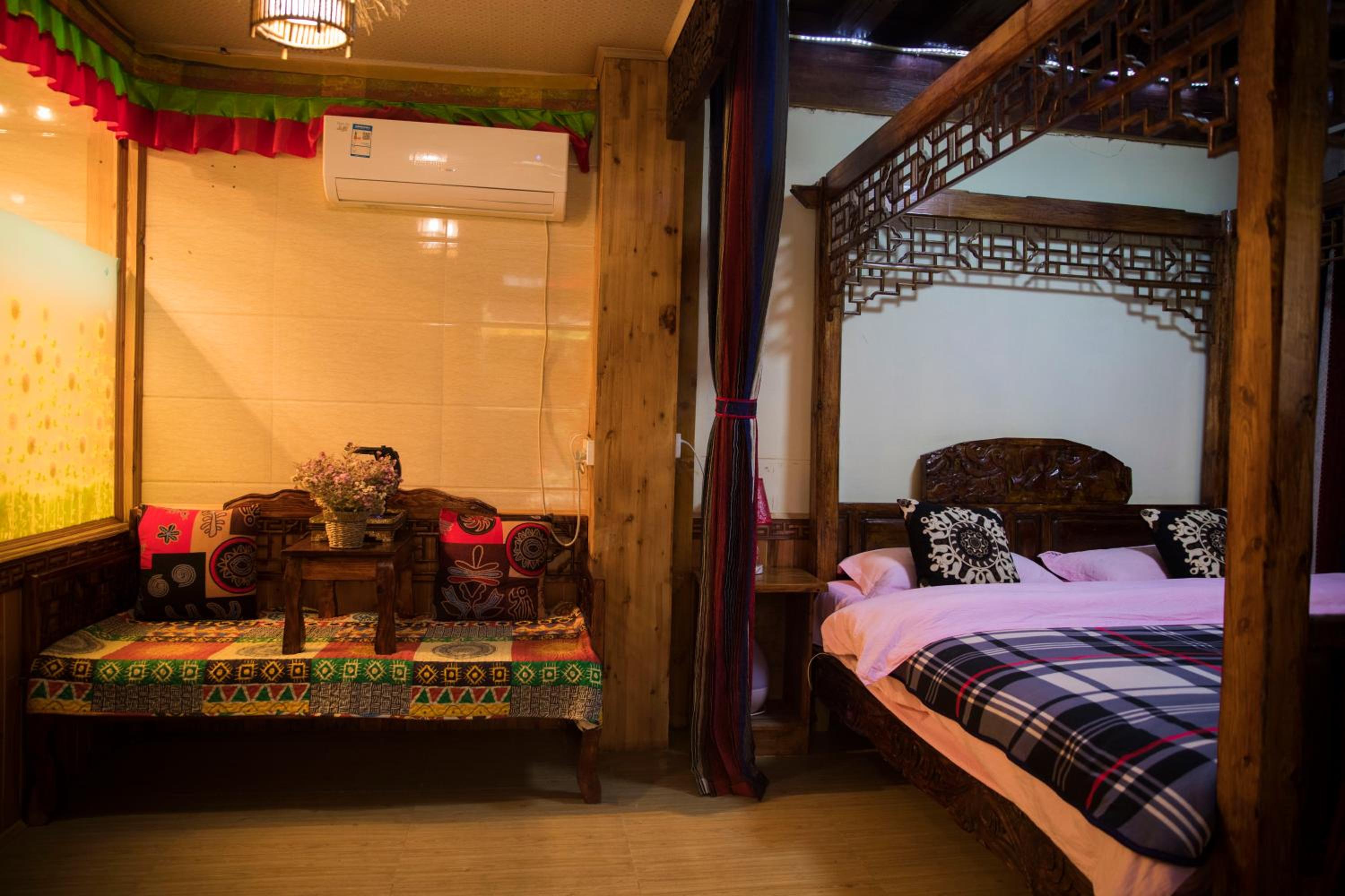 Shangri-La King Gesar Guesthouse