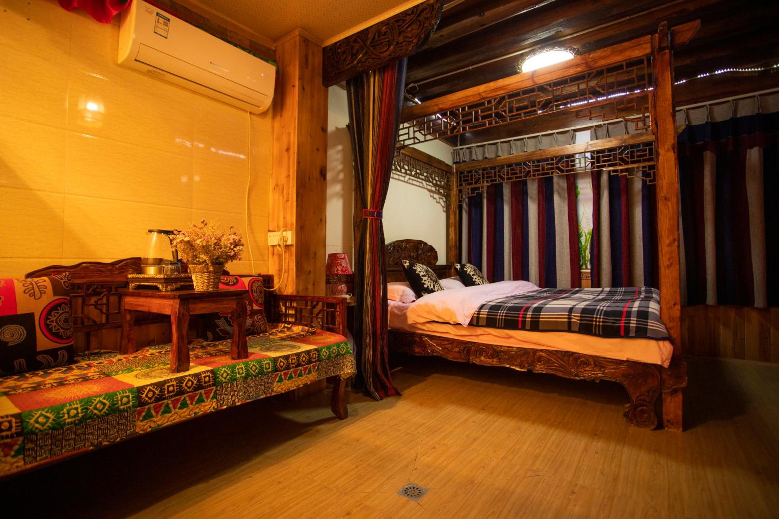 Shangri-La King Gesar Guesthouse