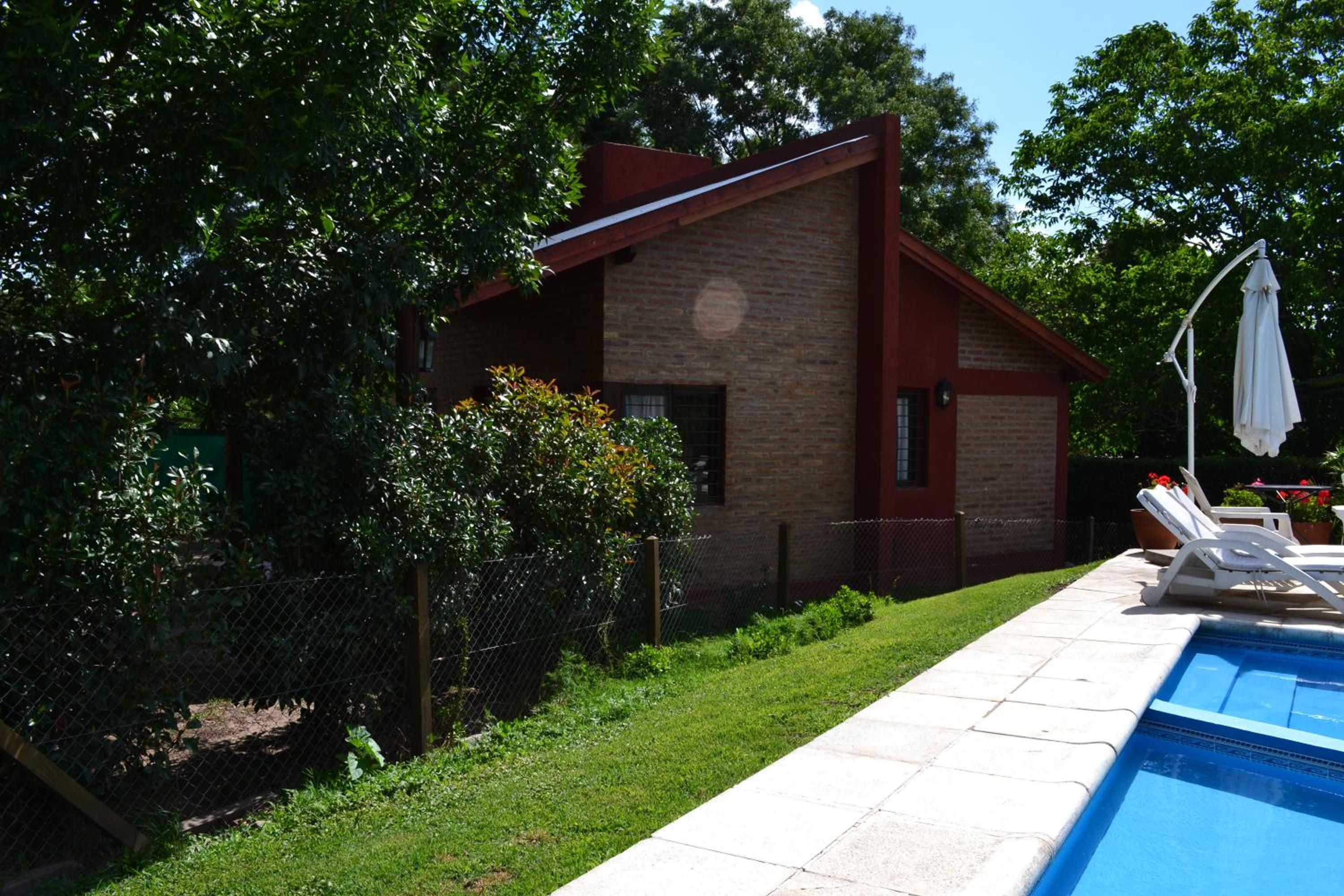Cabañas Villa Buriasco