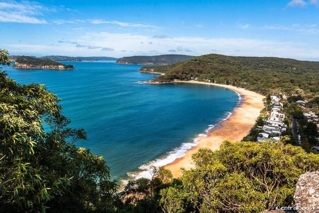 Pearl Beach Semi - 2 min to sand & sea - Lilly