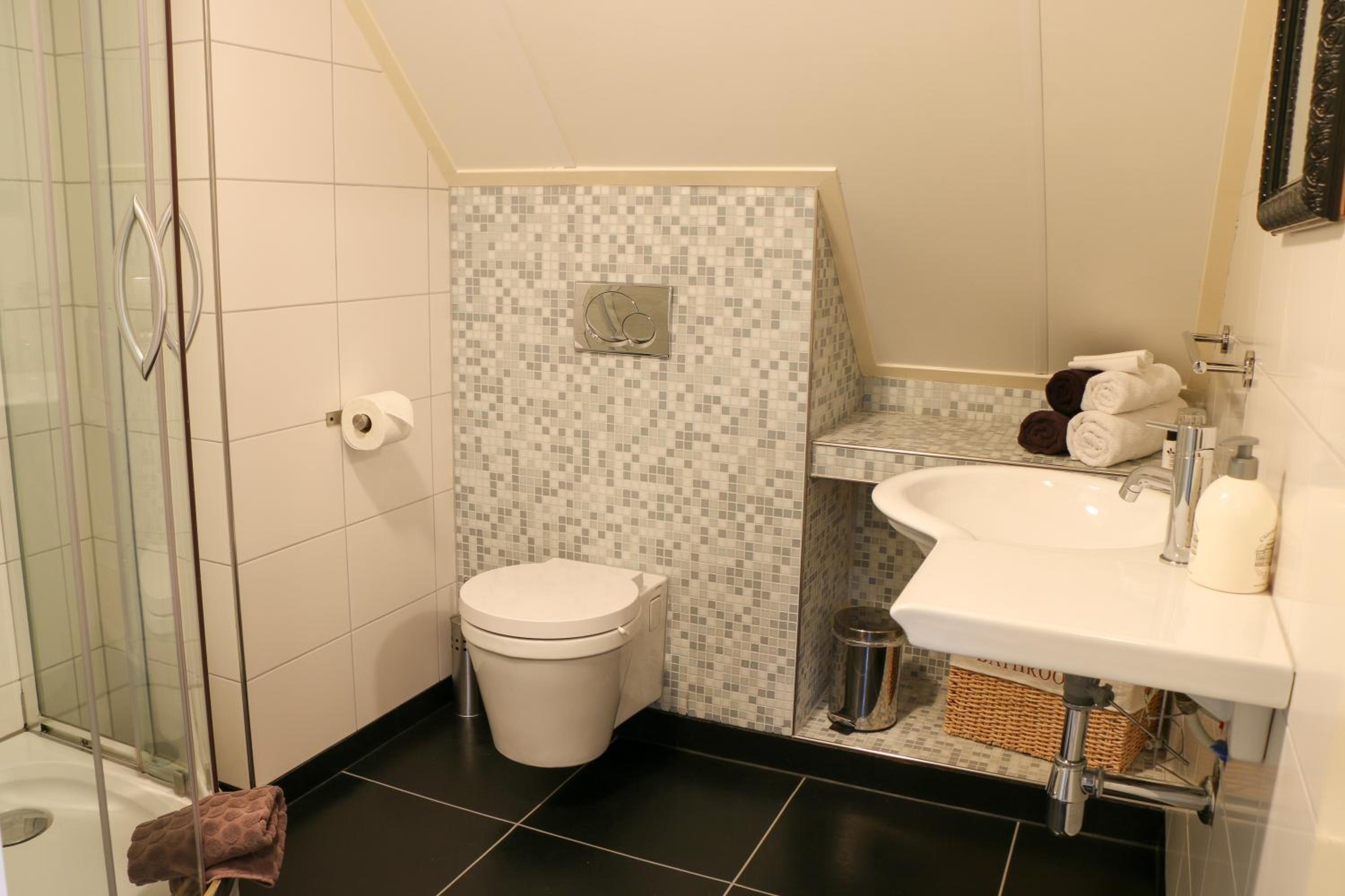 Photo 47