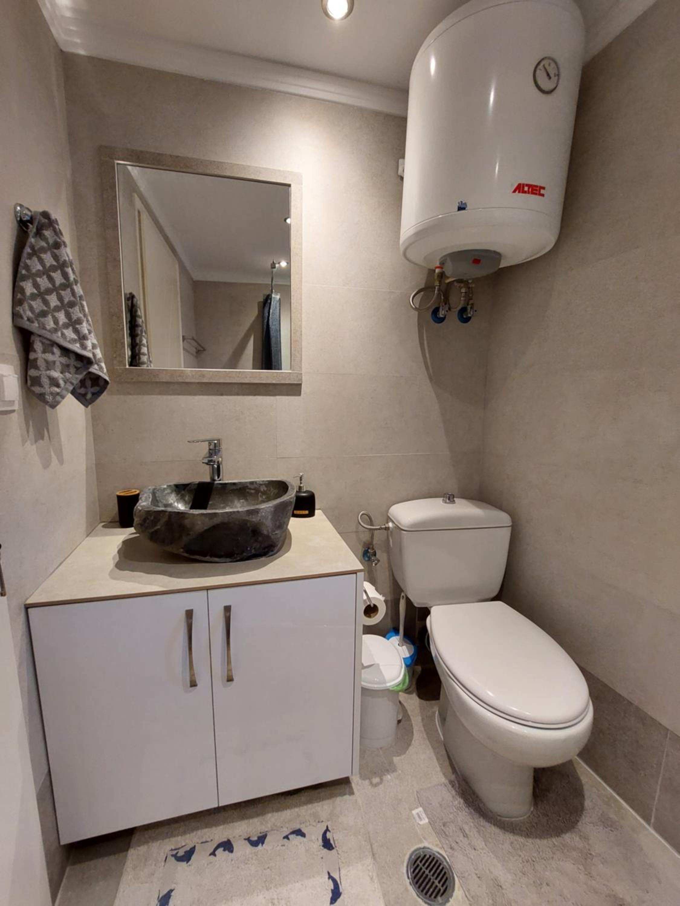 Akis luxury flat view 3