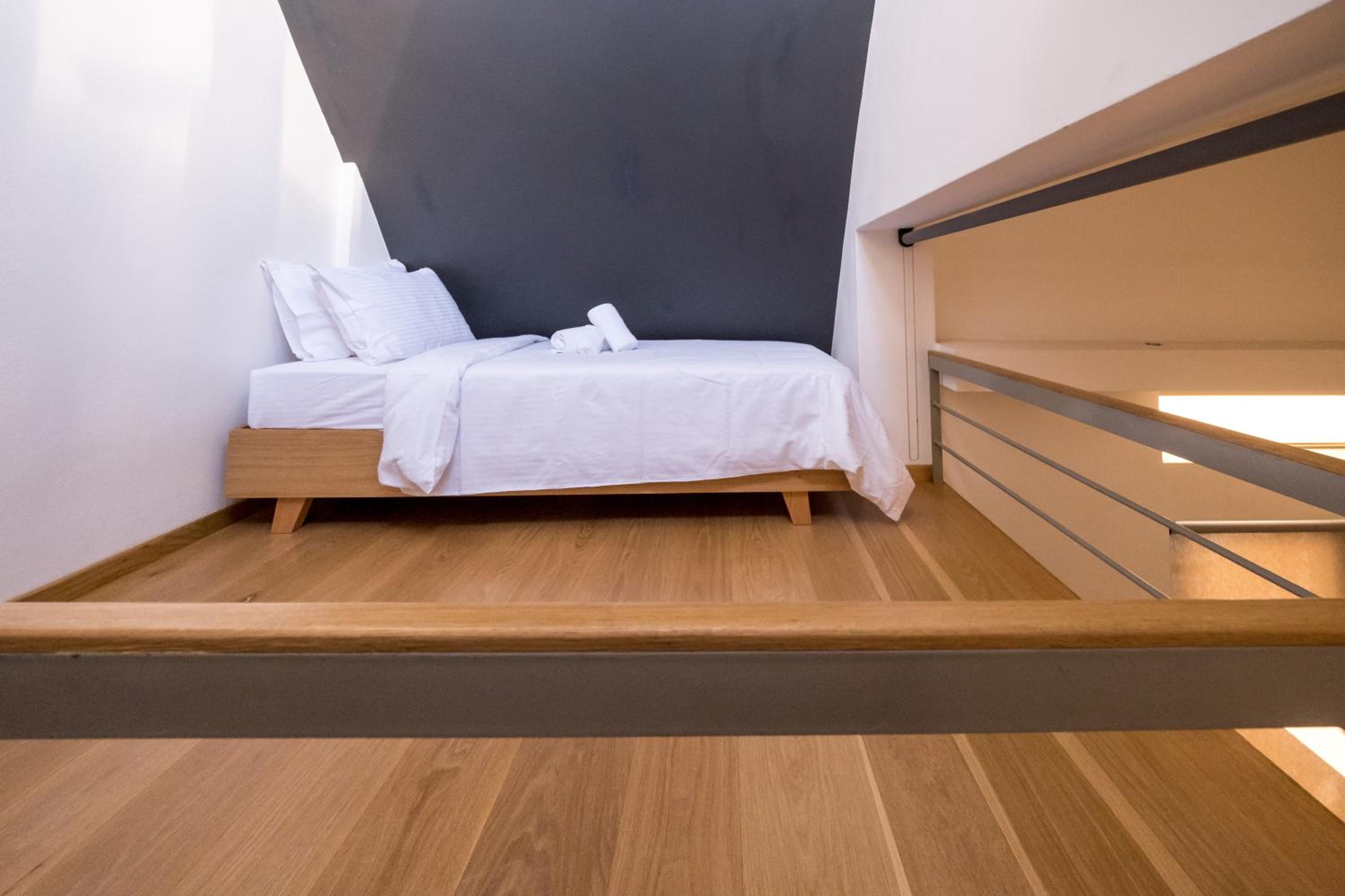 THISIO LOFT