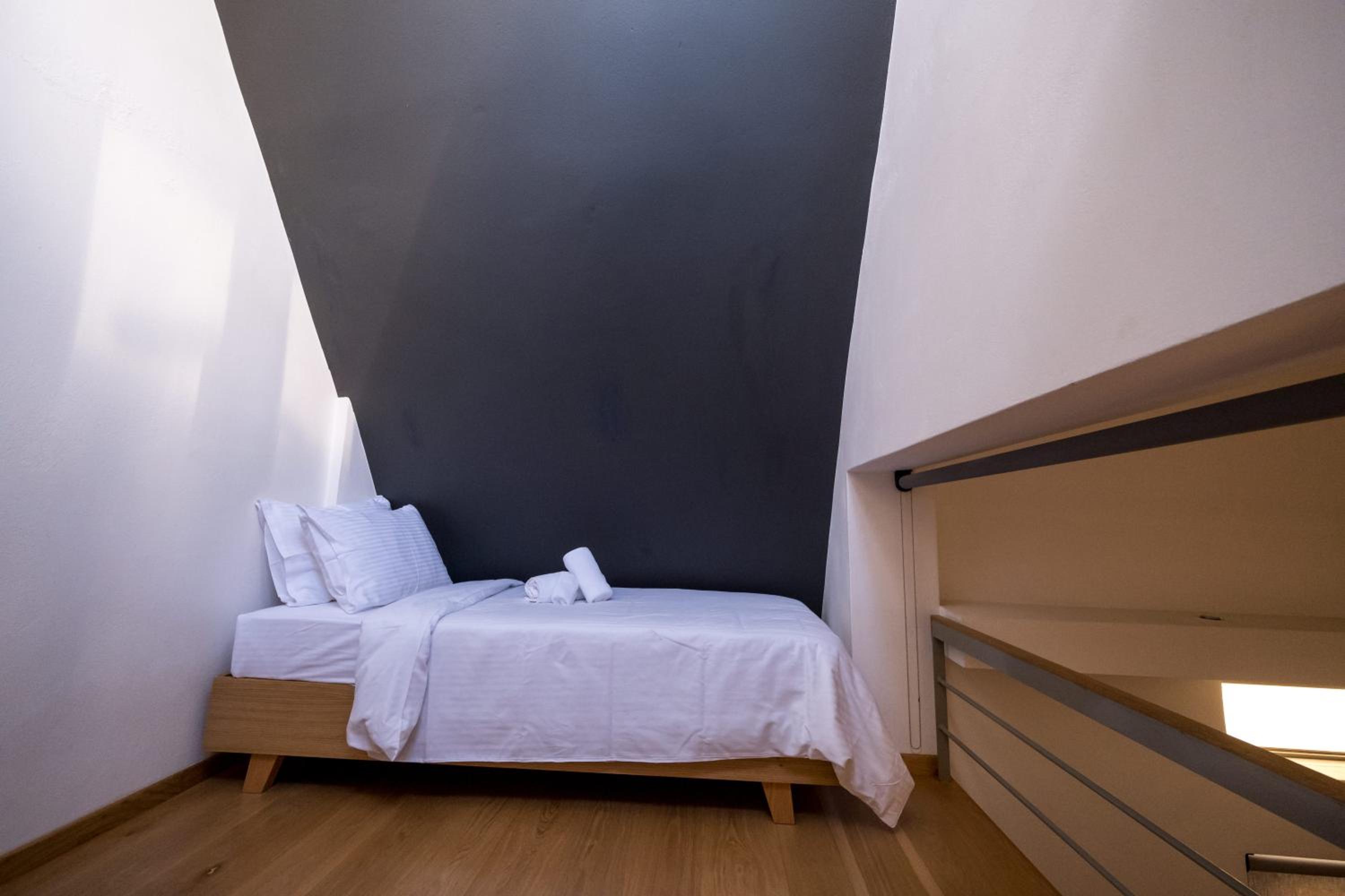 THISIO LOFT