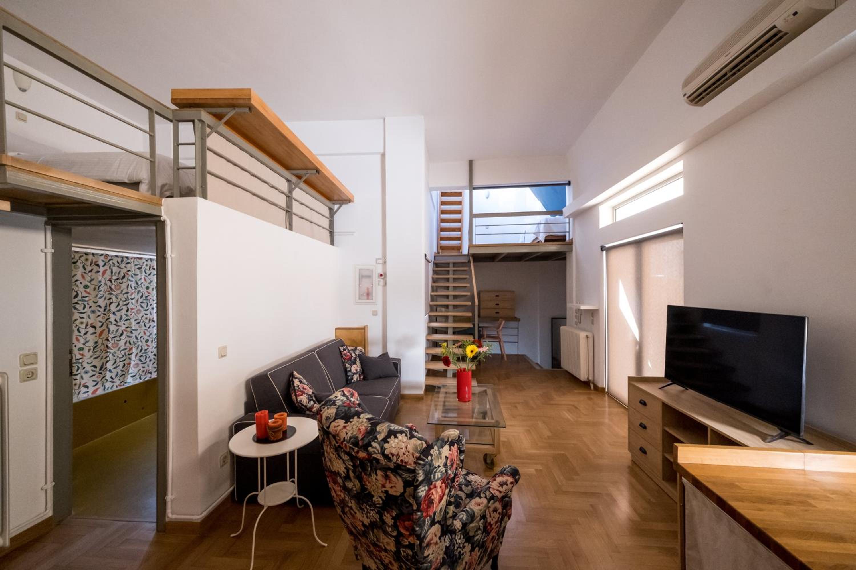 THISIO LOFT