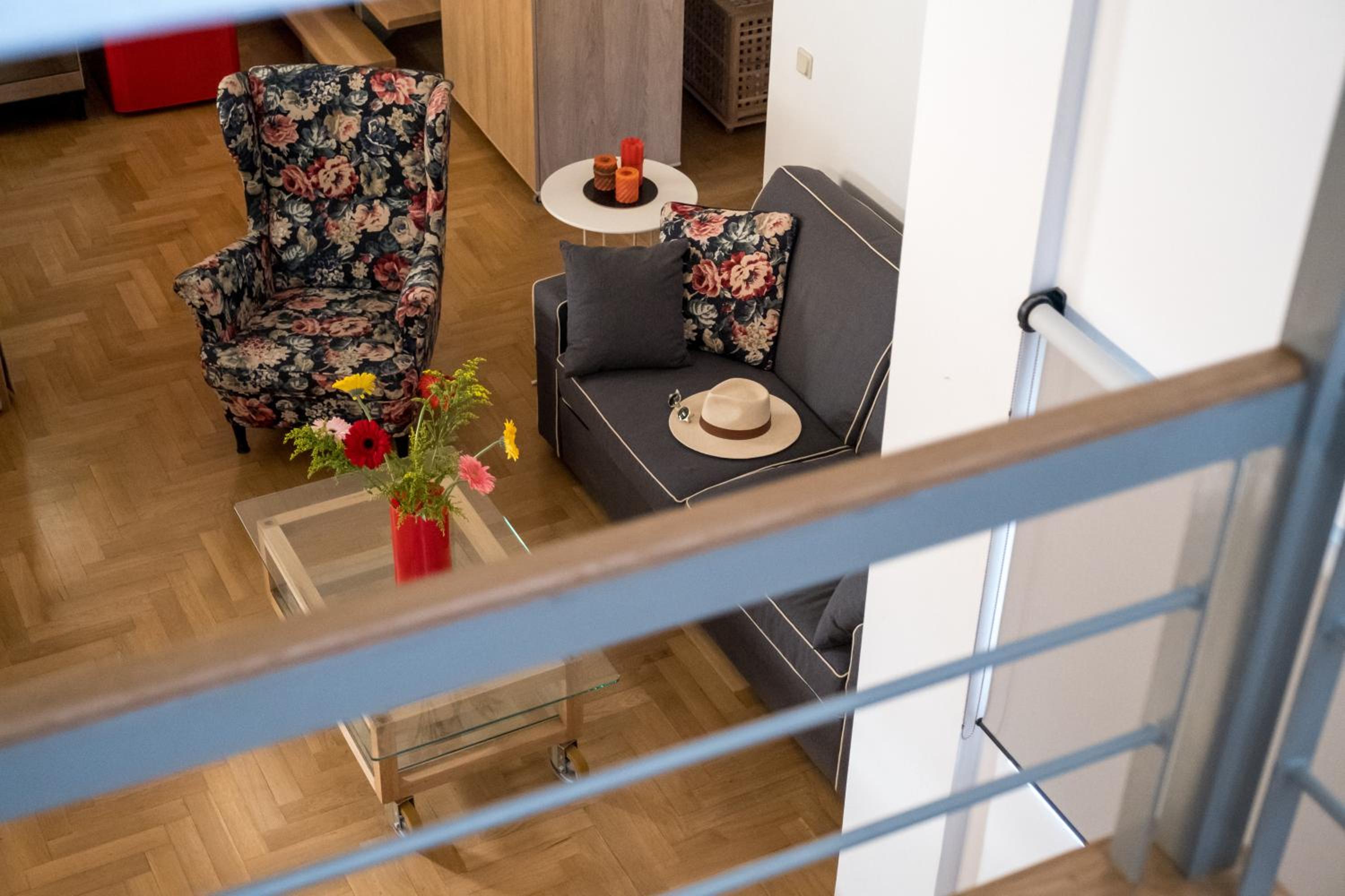 THISIO LOFT