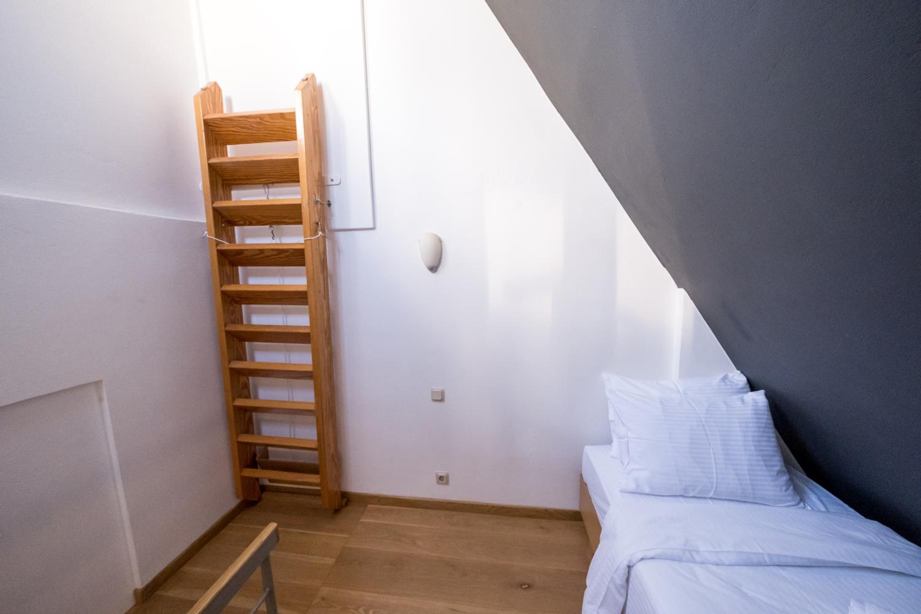 THISIO LOFT
