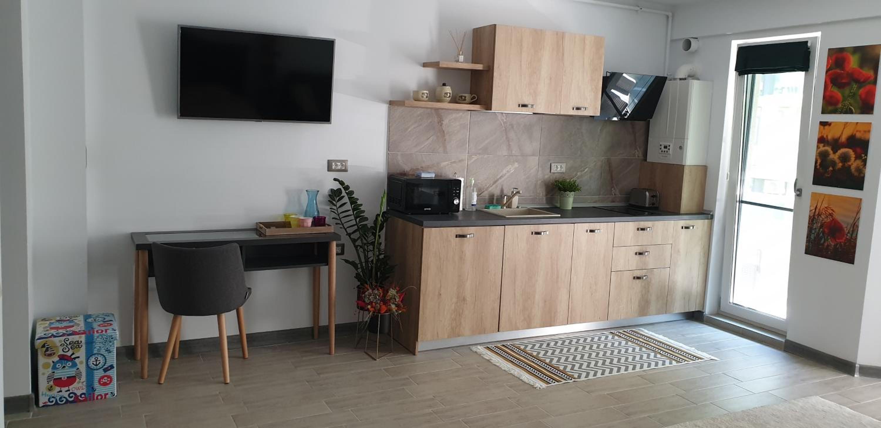 Photo 8