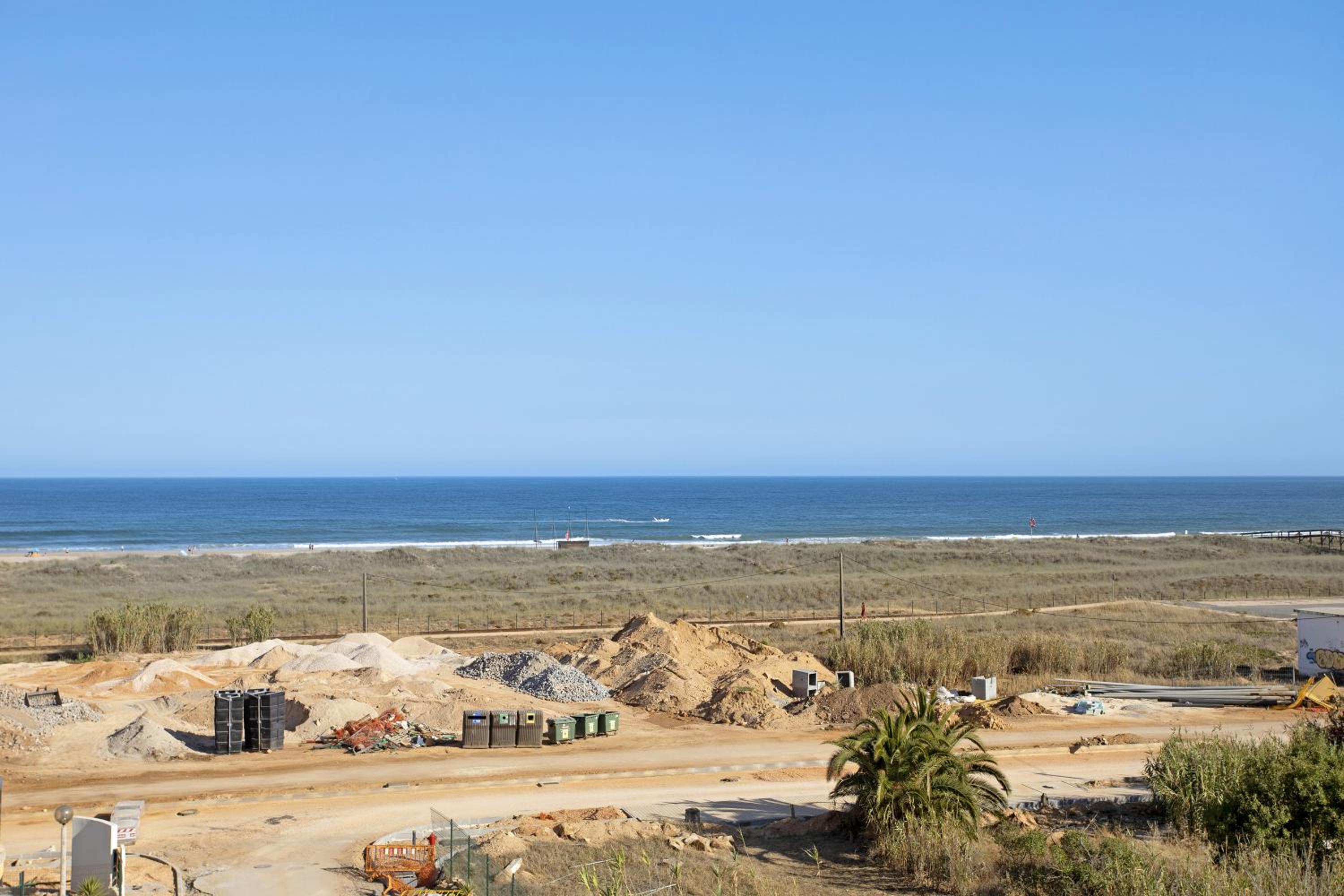 Apartamento Meia Praia view 4