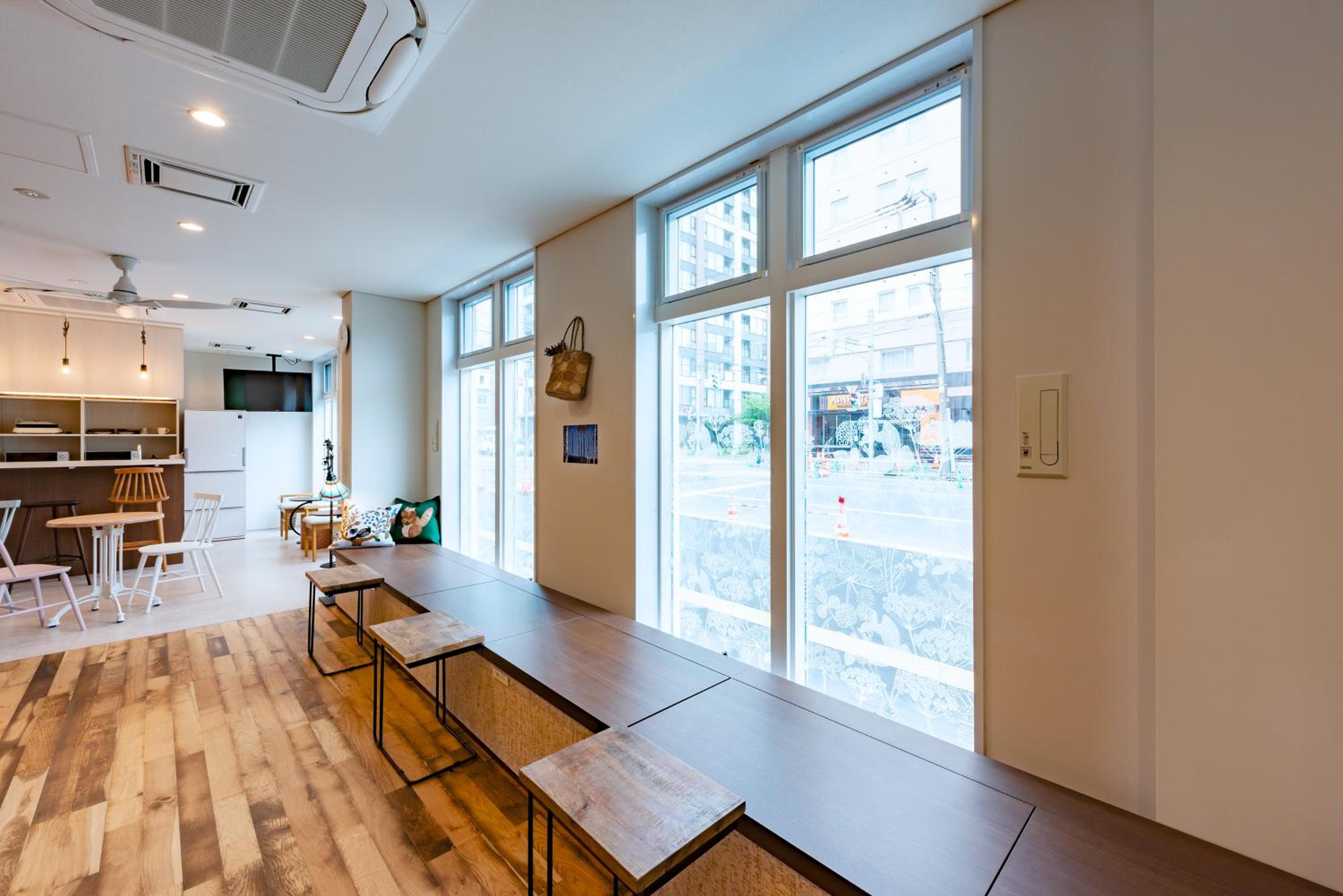 plat hostel keikyu sapporo sky 86