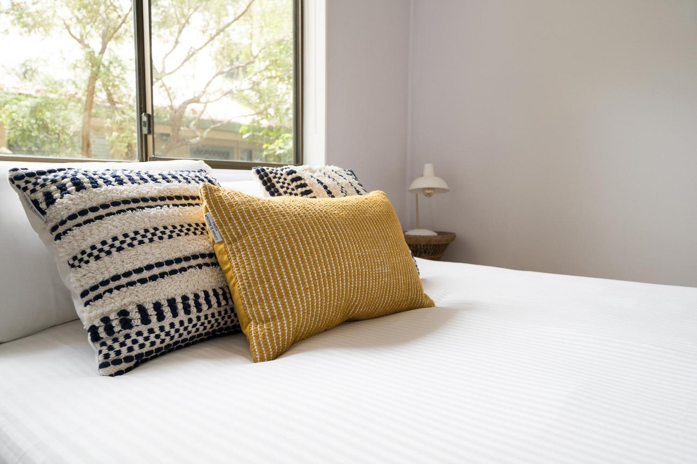 Pearl Beach Semi - 2 min to sand & sea - Wattle