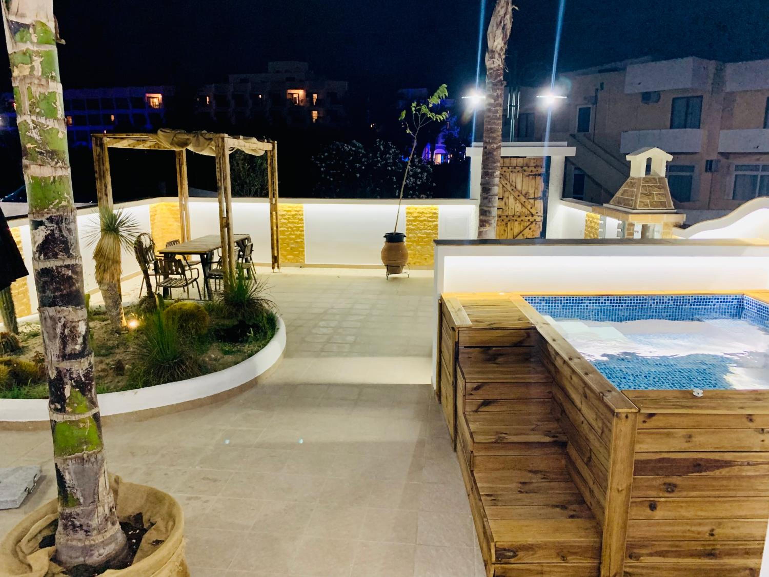 EROS LUX VILLE 2 photo 4