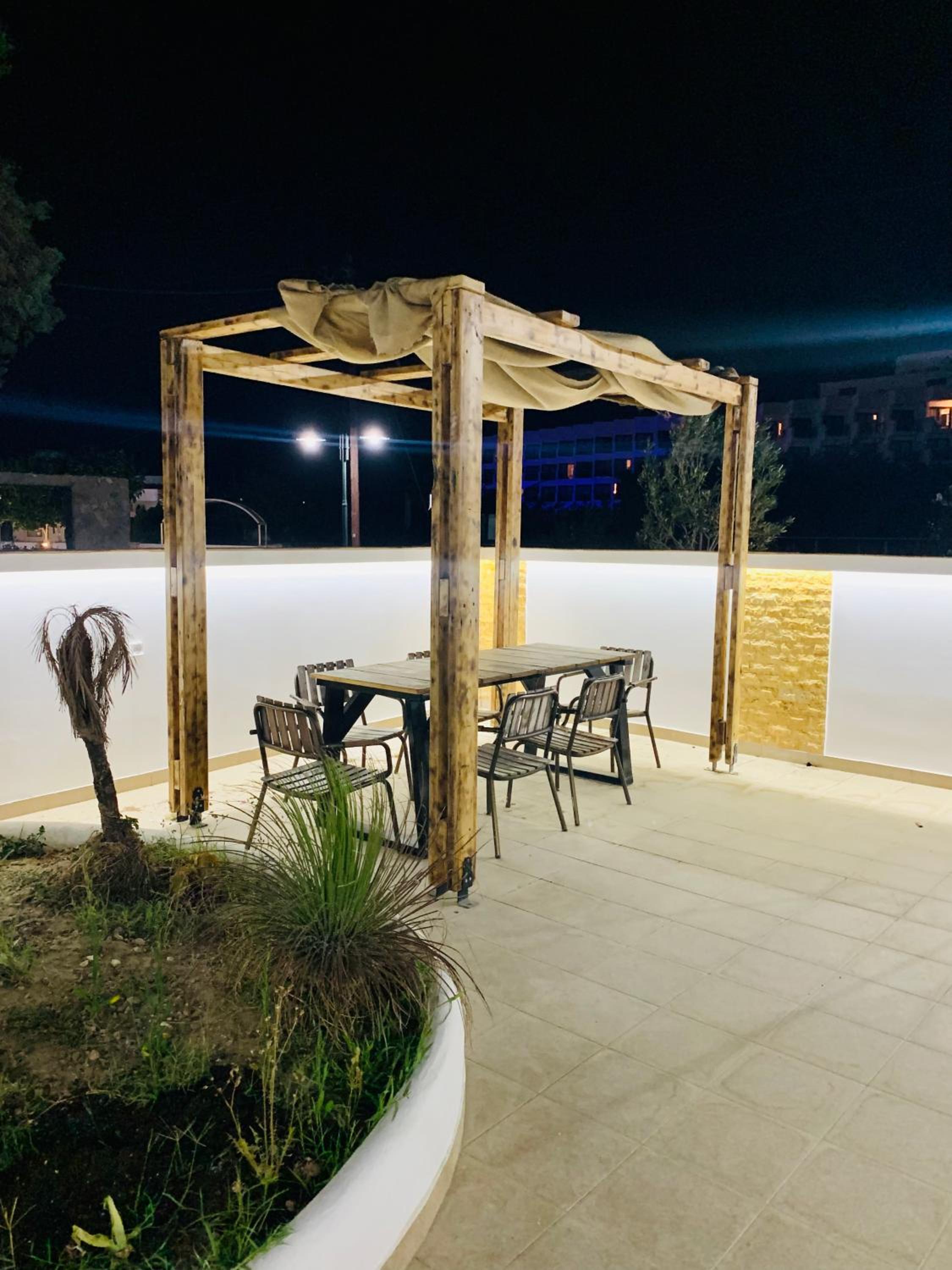 EROS LUX VILLE 2 photo 3