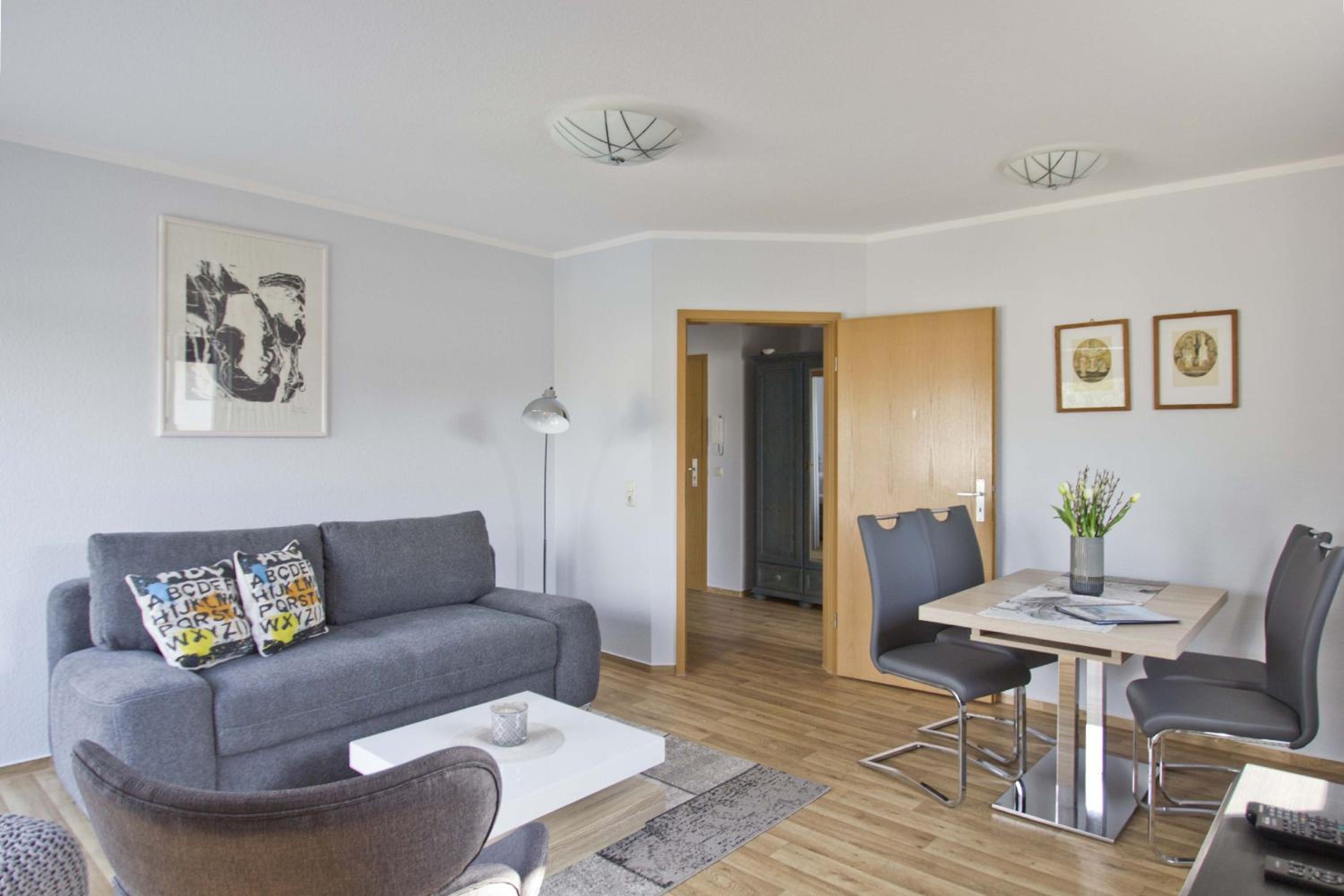 Balkon, gratis Nutzung vom AHOI Erlebnisbad und Sauna in Sellin - Villa Karola FeWo 19