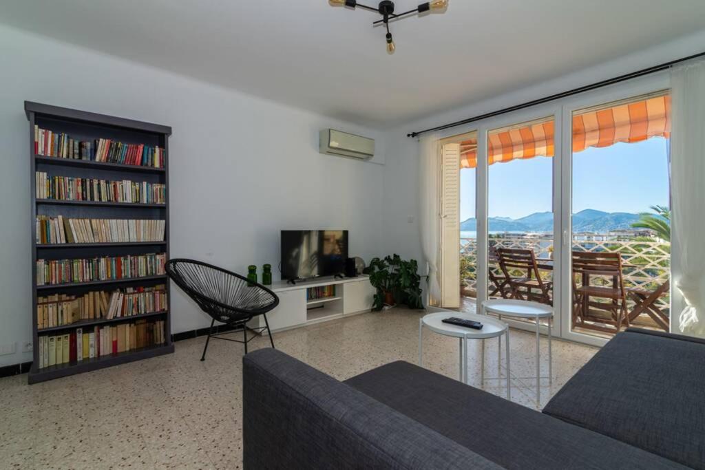 Superb apt in Cannes - Sea view - 6 people photo 5