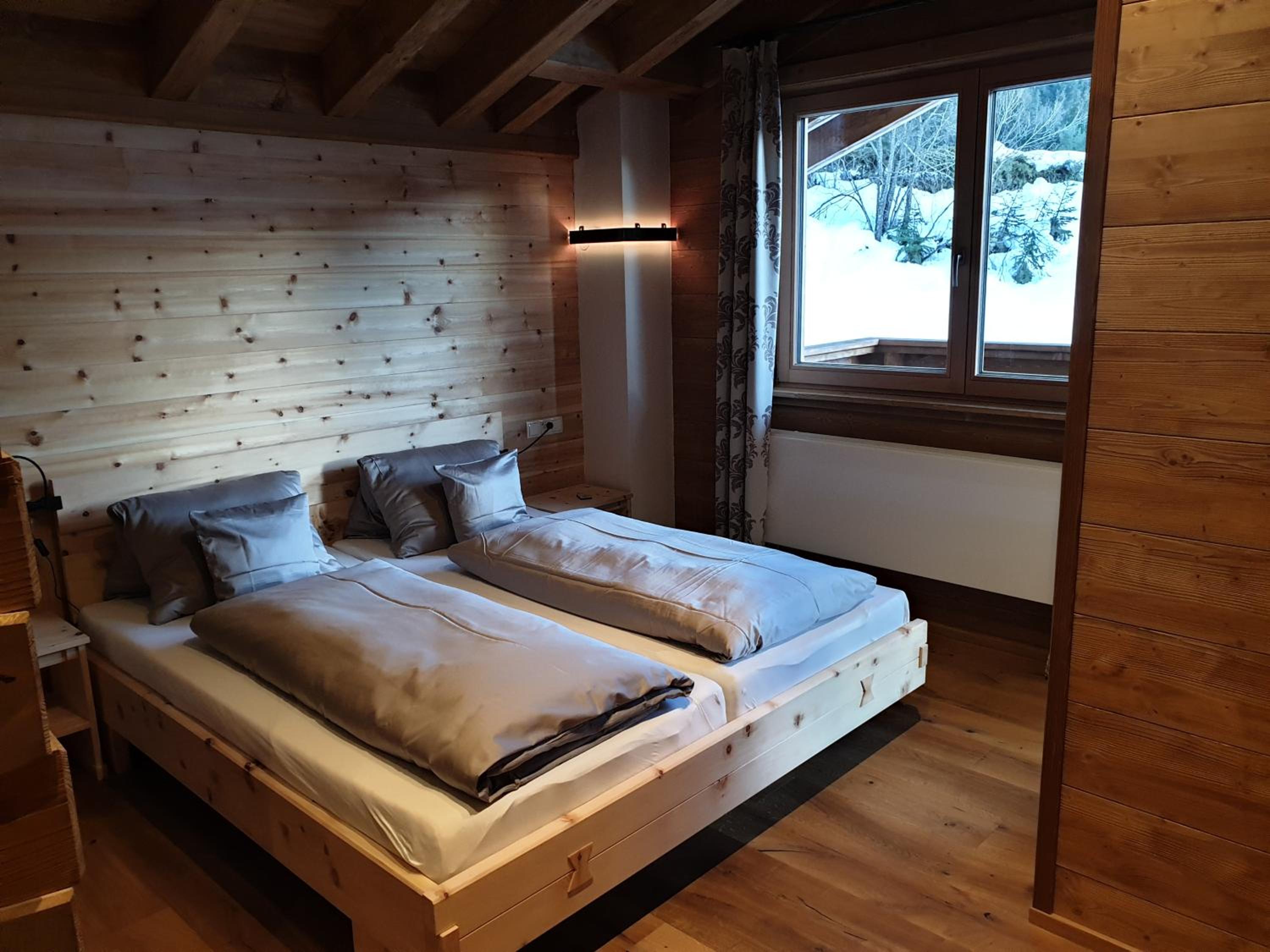Schickster Mountain Lodge