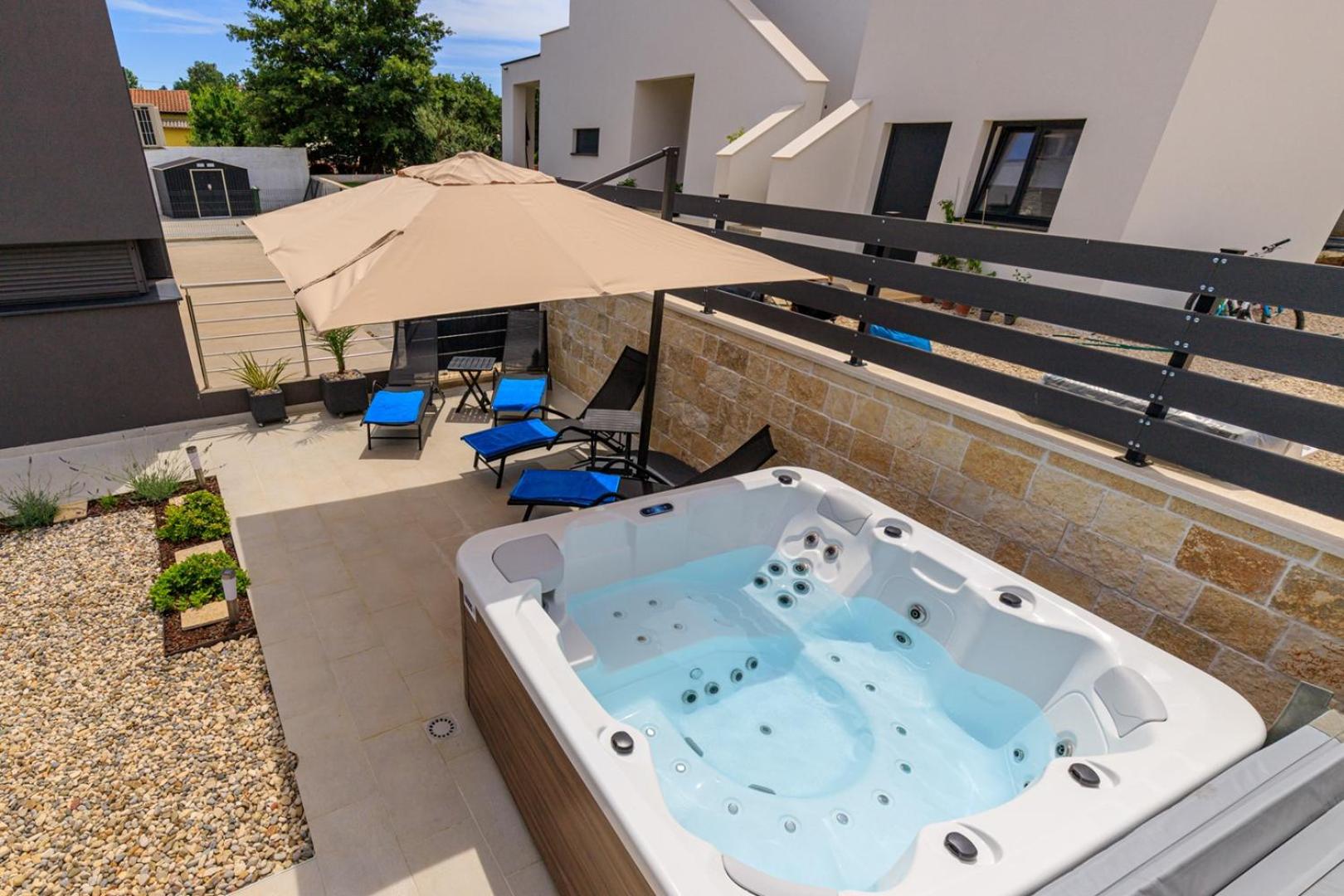 Sabena Apartment with private Whirlpool