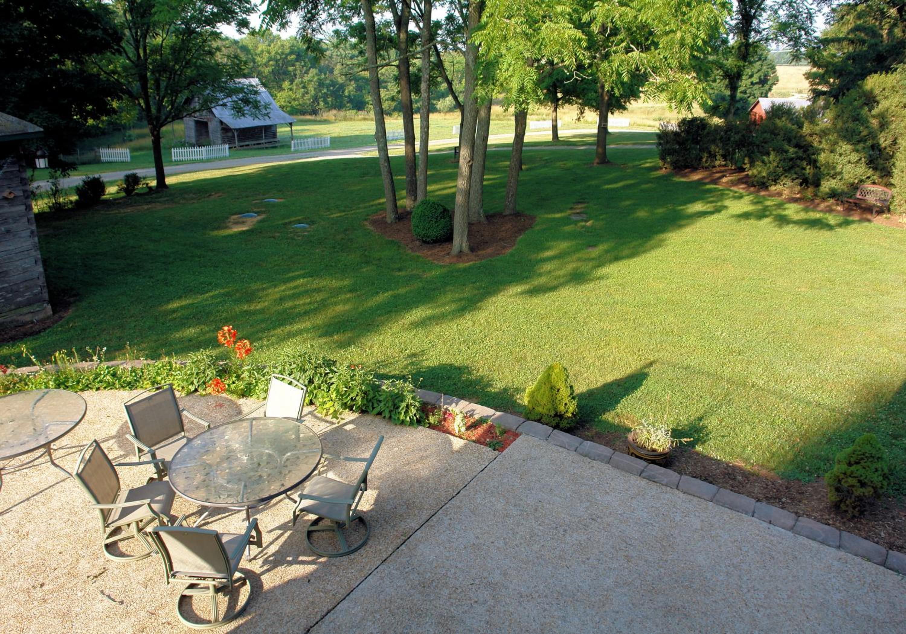 Rockwood Manor Bed & Breakfast view 3