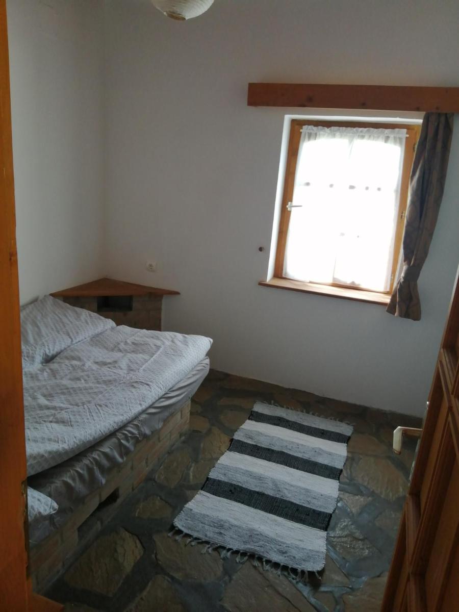 Photo 27