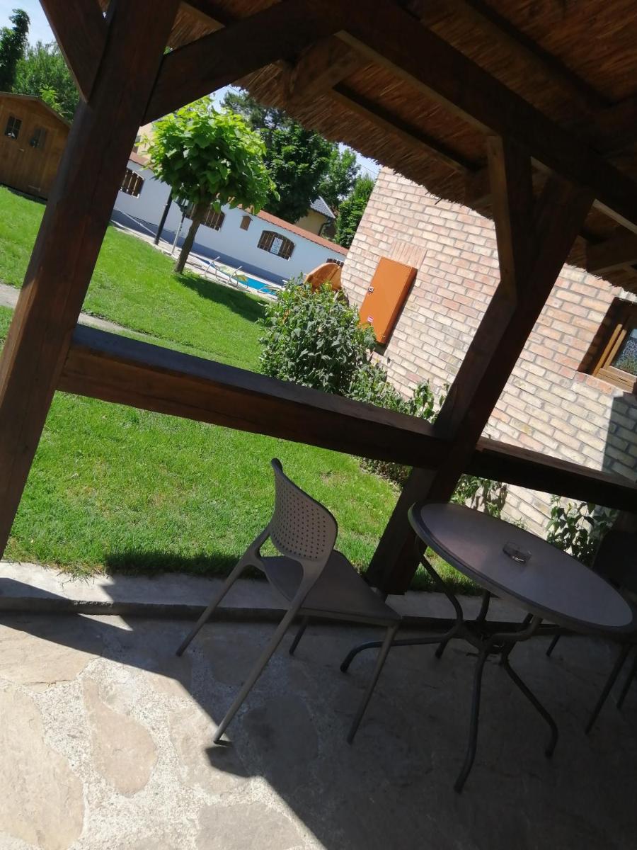 Photo 32